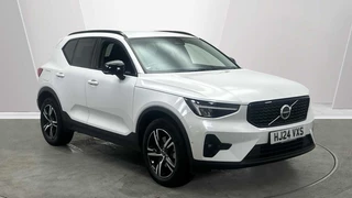 Volvo XC40 B3 Mild Hybrid Petrol Plus Dark