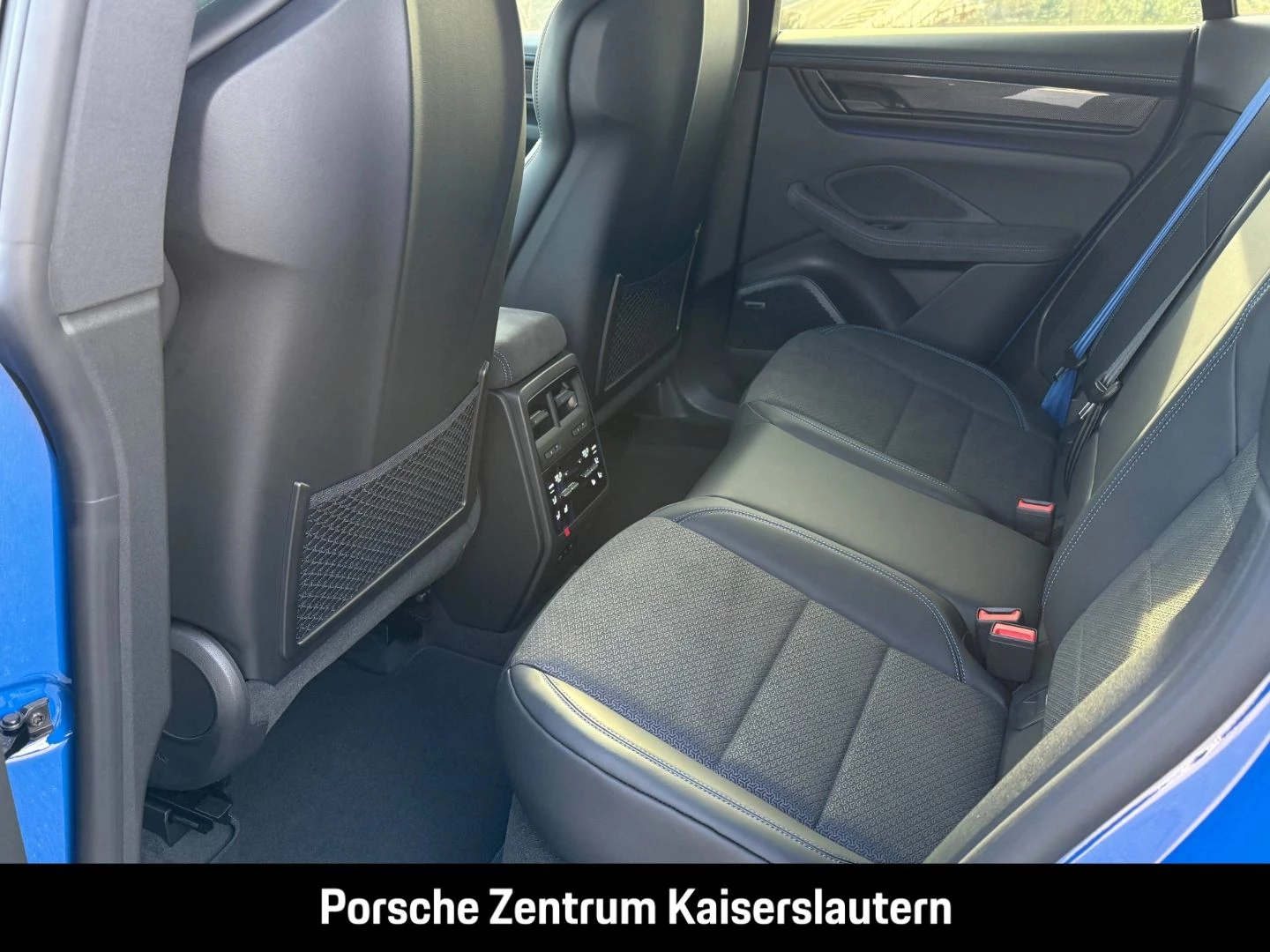 Porsche Macan GTS HA-Lenkung Head-Up Surround-View BOSE gts