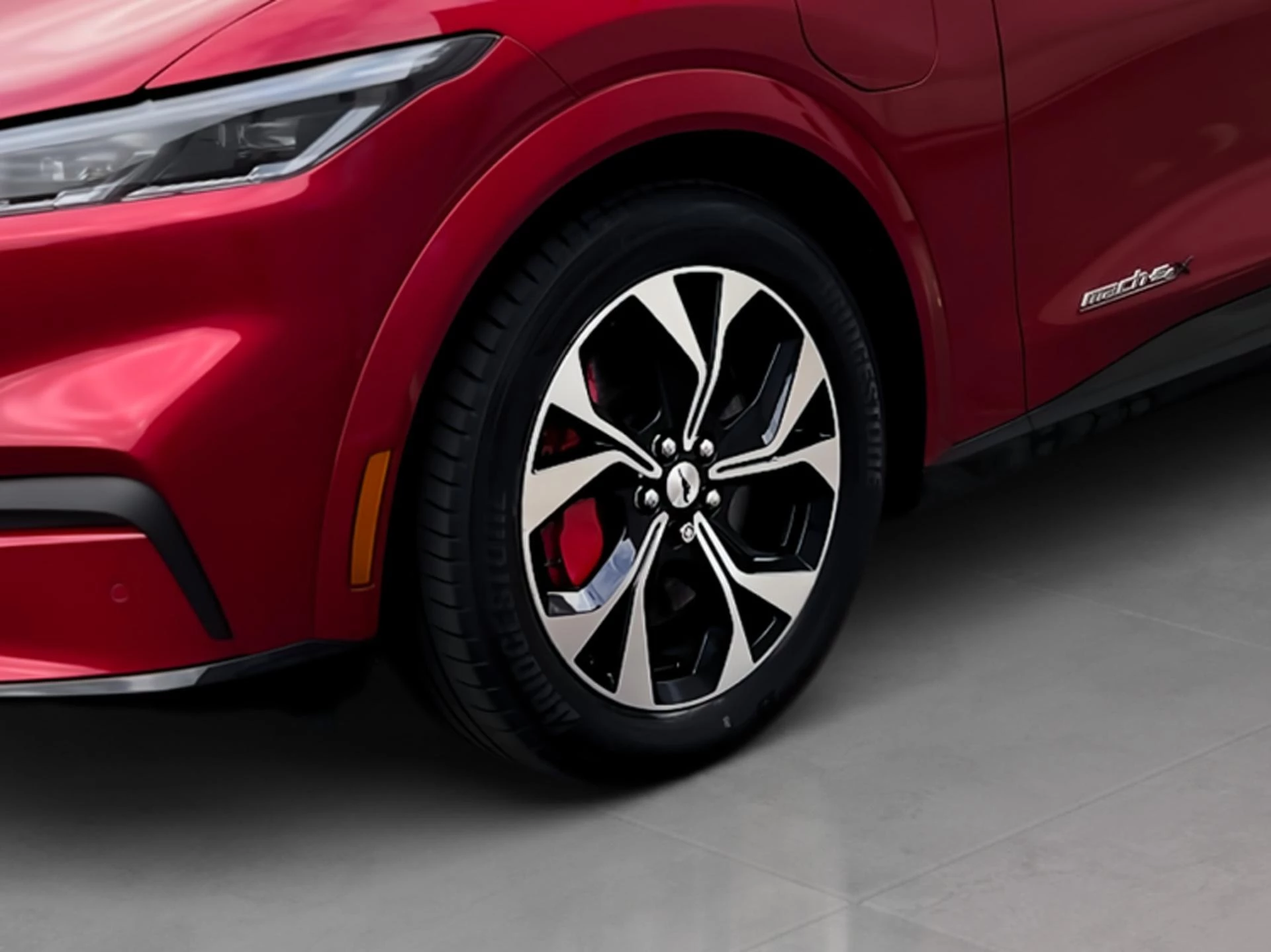 Ford-Mustang Mach-E-image-19