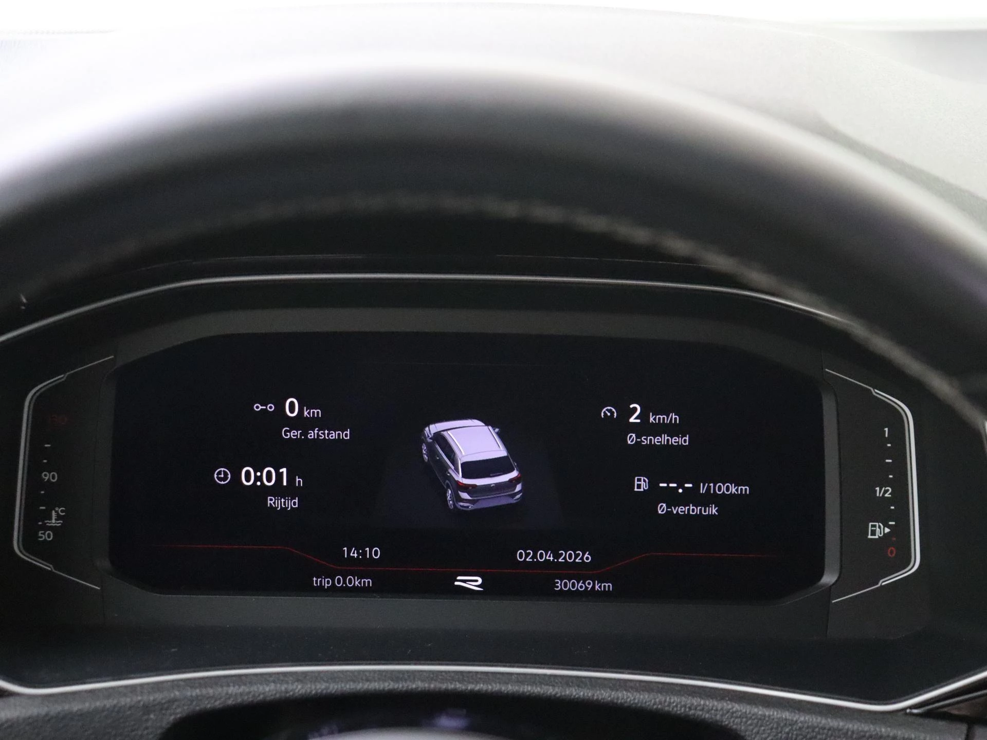 Volkswagen-T-Roc-image-11