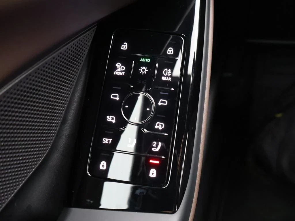 Audi-A6 Sportback e-tron-image-22