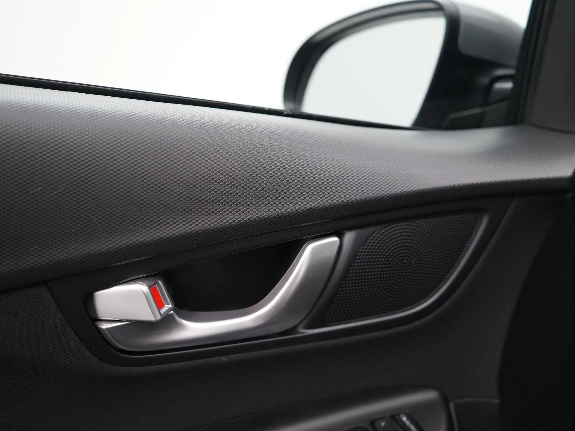 Hyundai-Kona-image-23