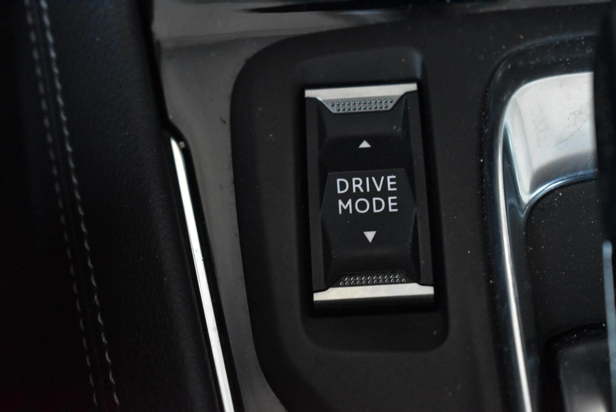 Opel Grandland X 1.6 Turbo Hybrid4 Business Executive