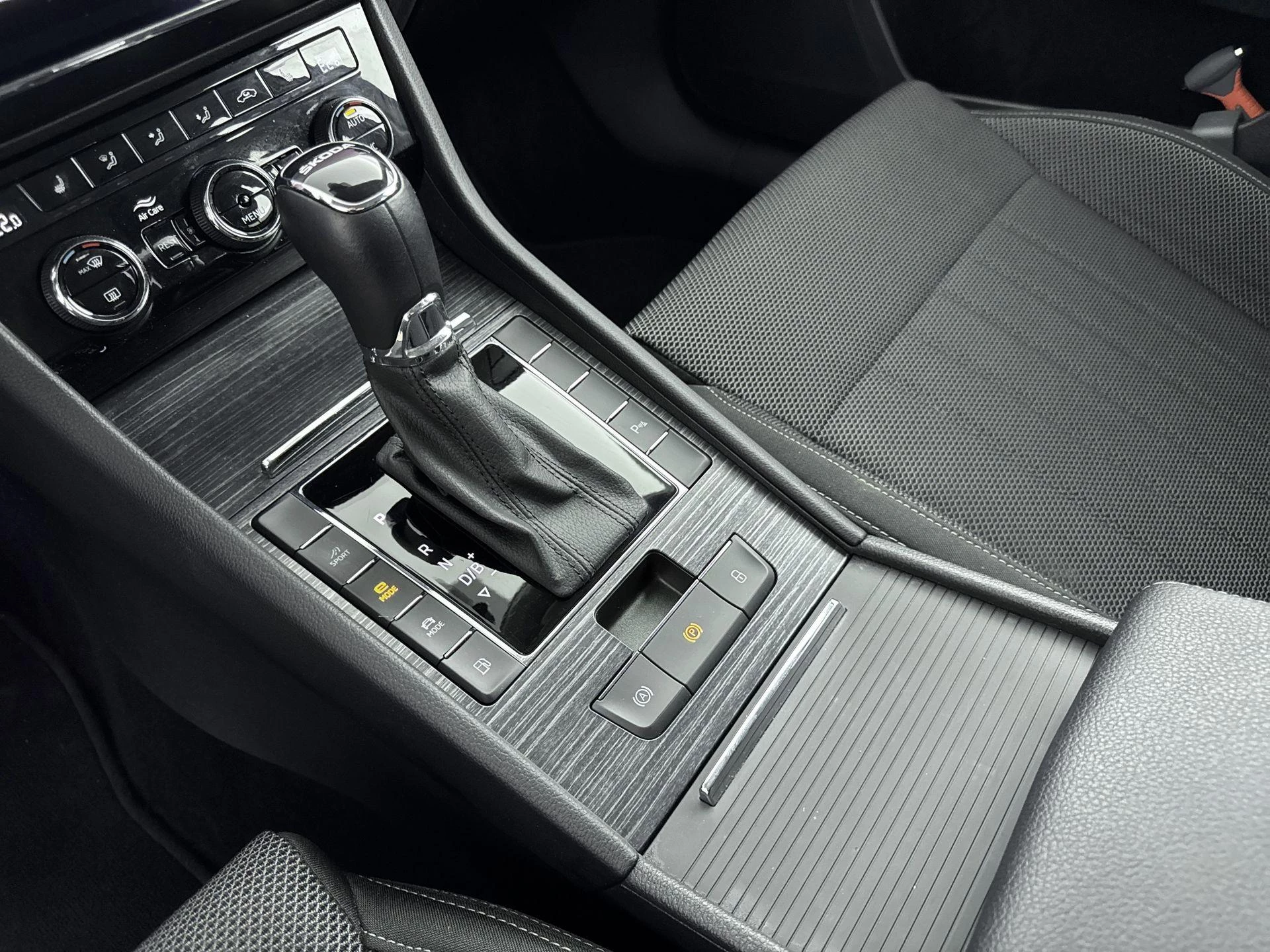 Škoda-Superb-image-12