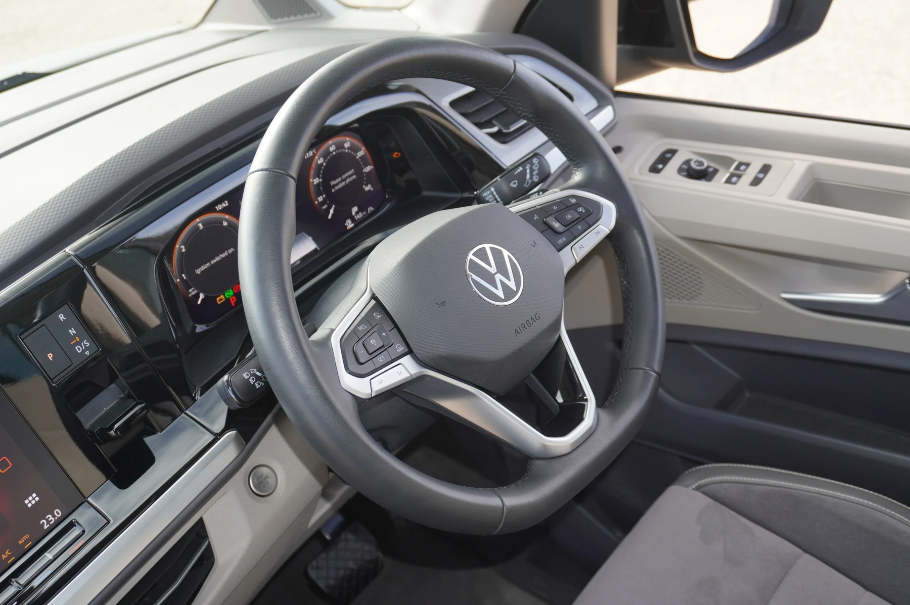 Volkswagen-California-image-14