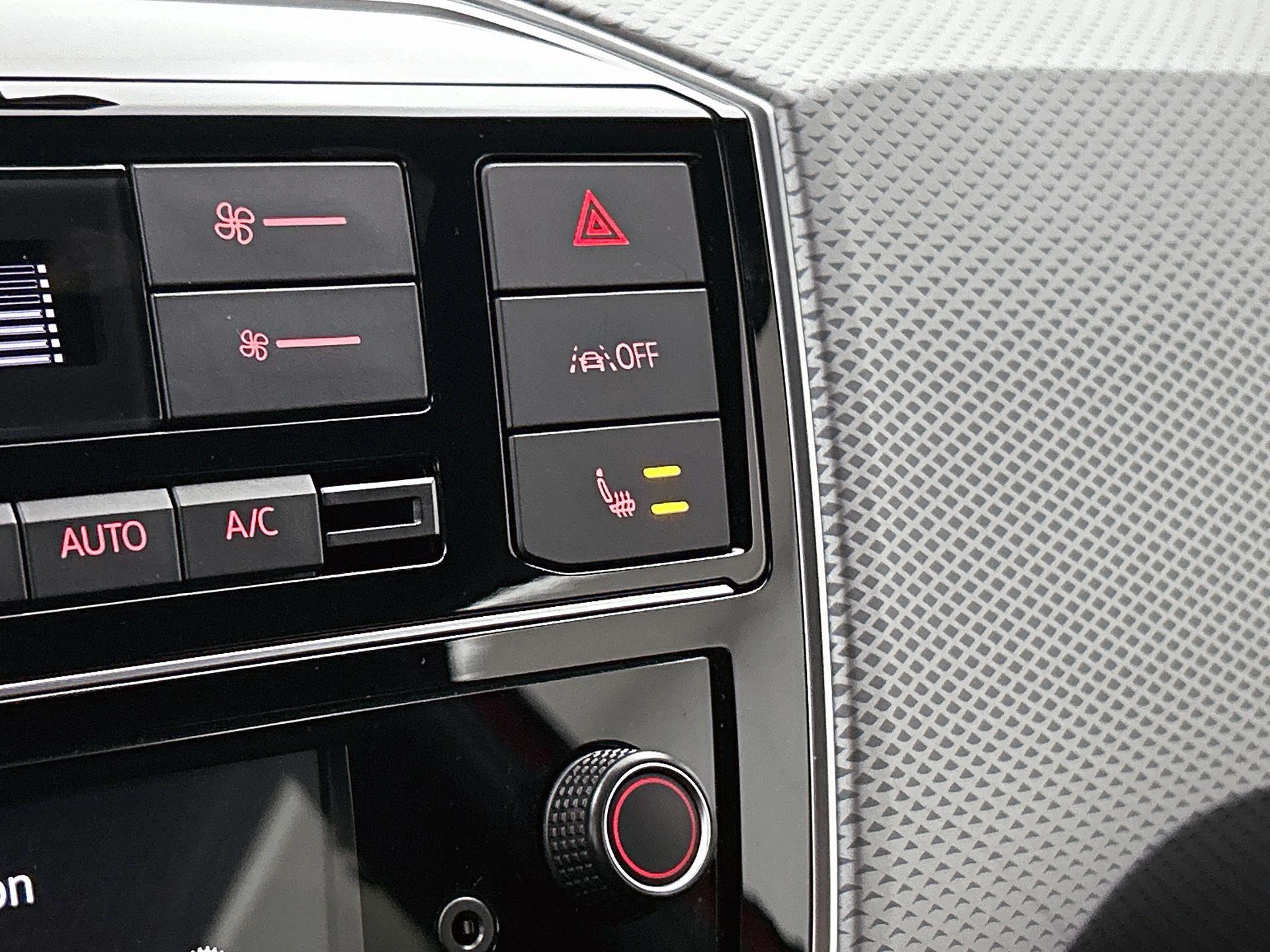 Volkswagen-up!-image-7