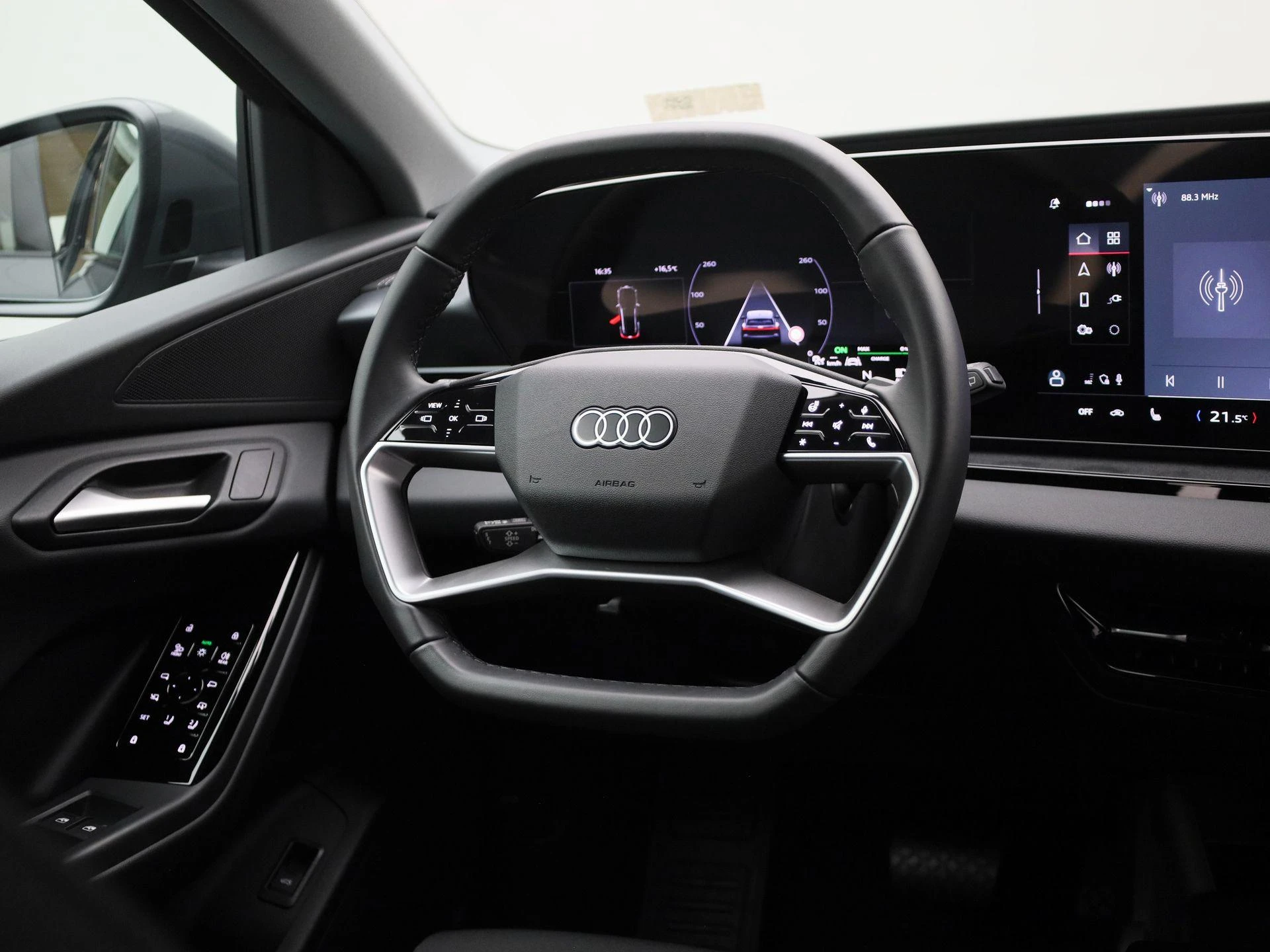 Audi-Q6 e-tron-image-15