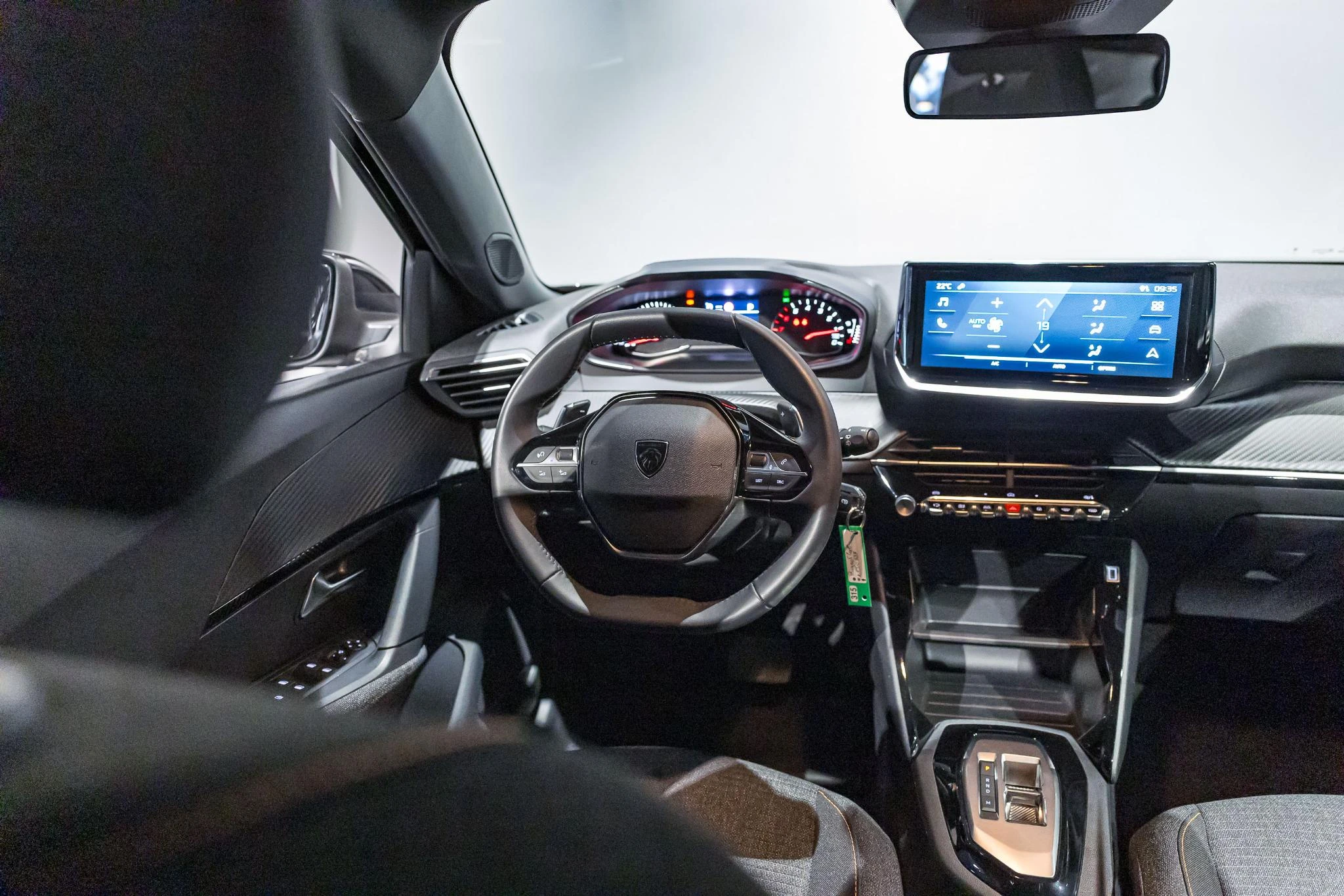 Peugeot-2008-image-21