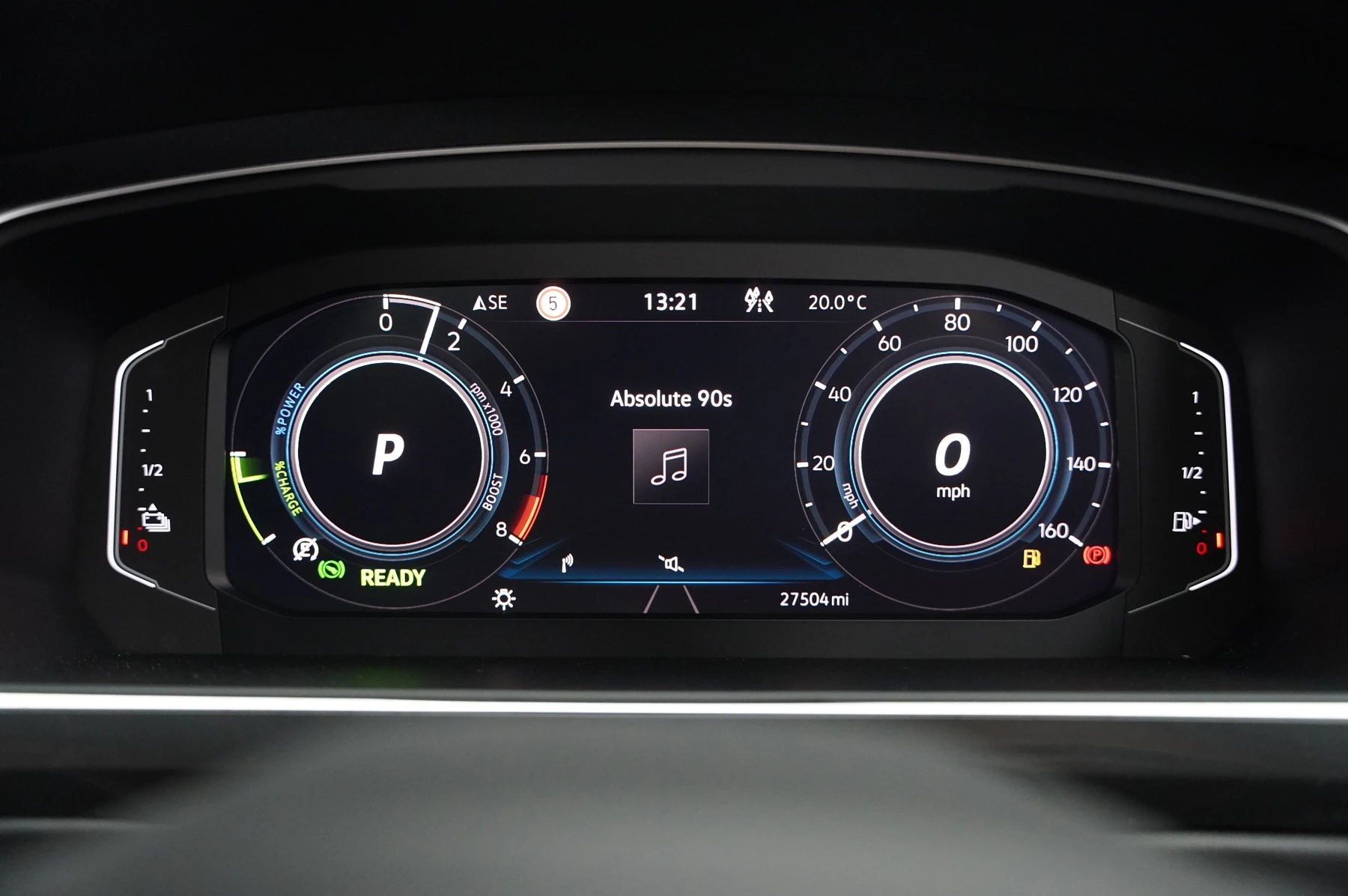 Volkswagen-Tiguan-image-7