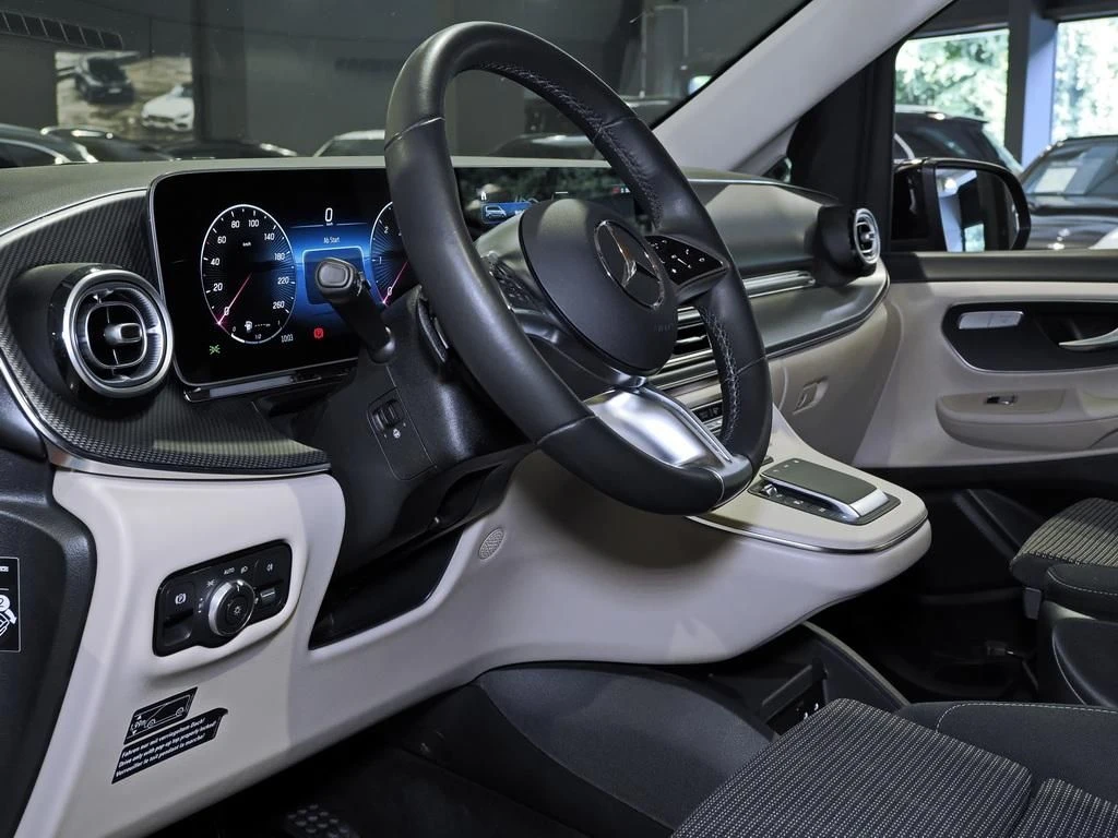 Mercedes-Benz-Marco Polo-image-8