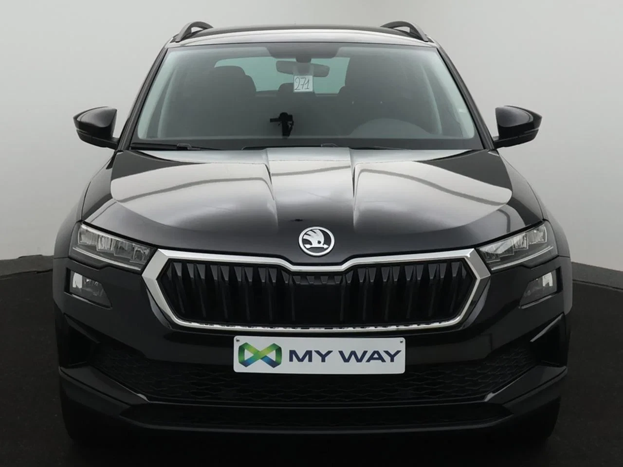 Škoda Karoq Karoq Clever 1.0 TSI 110PK *NAVI*BLTH*CRUISE*APP CONNECT*VERDUISTERDE RAMEN*CAMERA*..