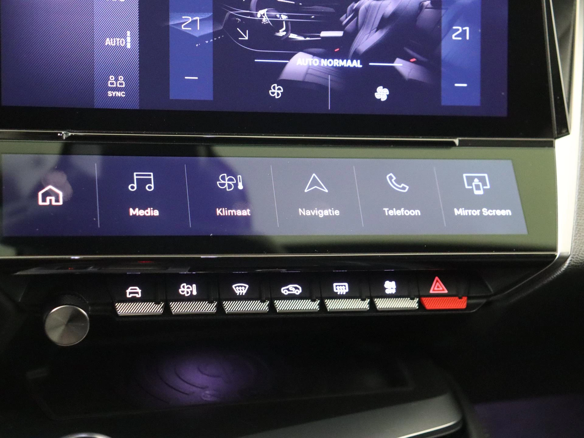 Peugeot-308-image-22