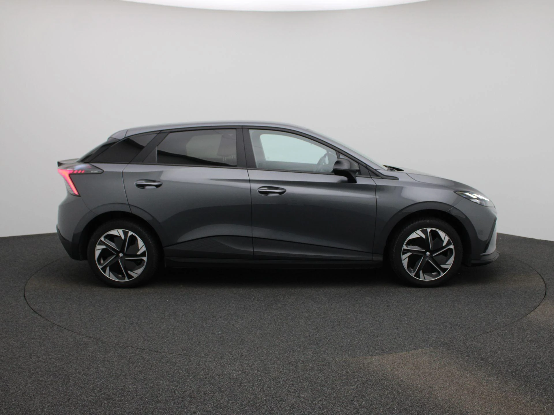 MG-MG4 EV-image-5