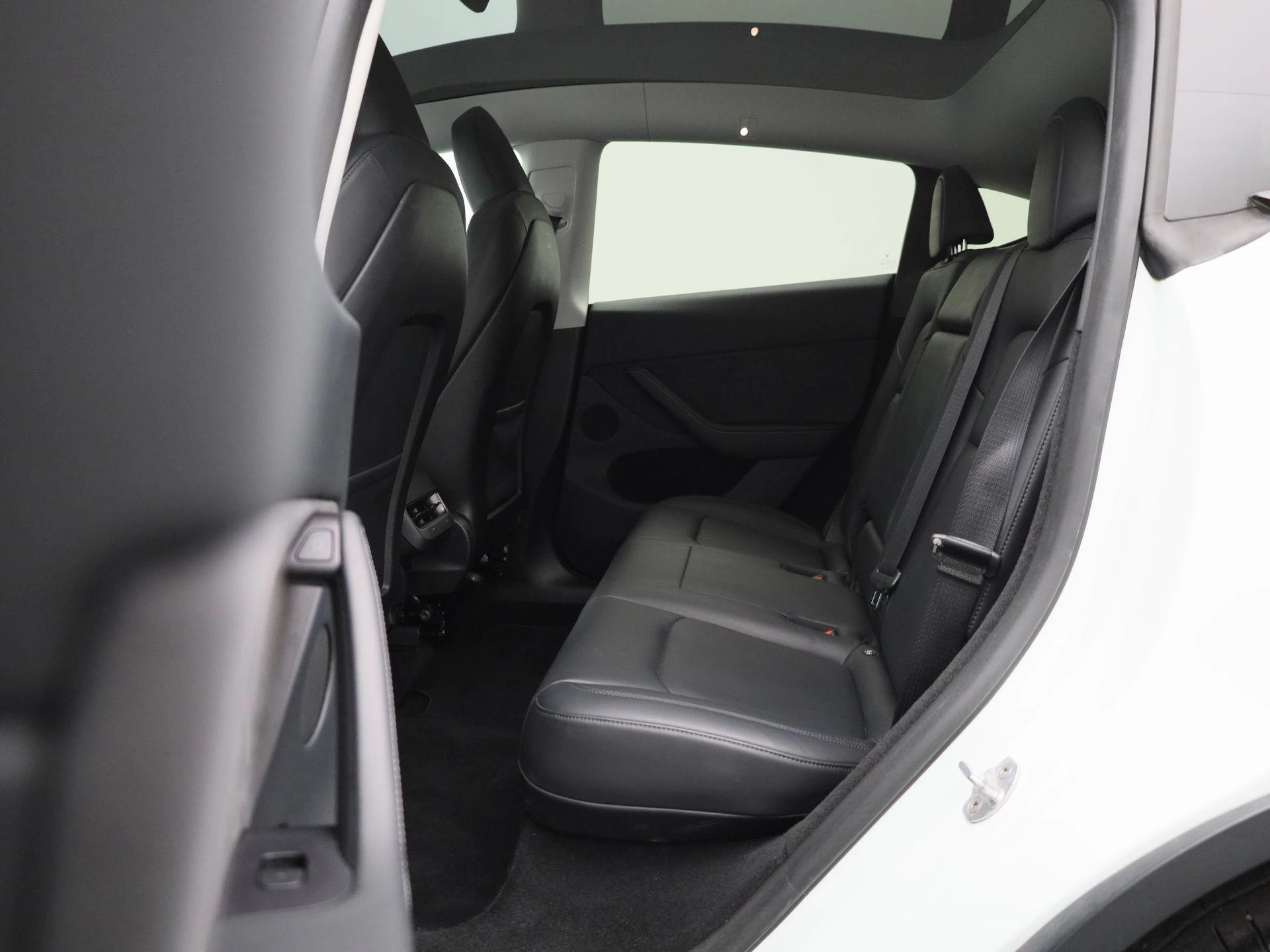 Tesla Model Y Long Range Dual Motor