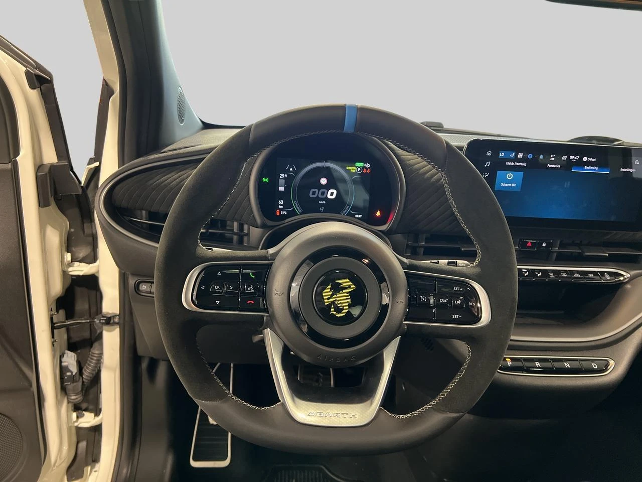 Abarth-500-image-9
