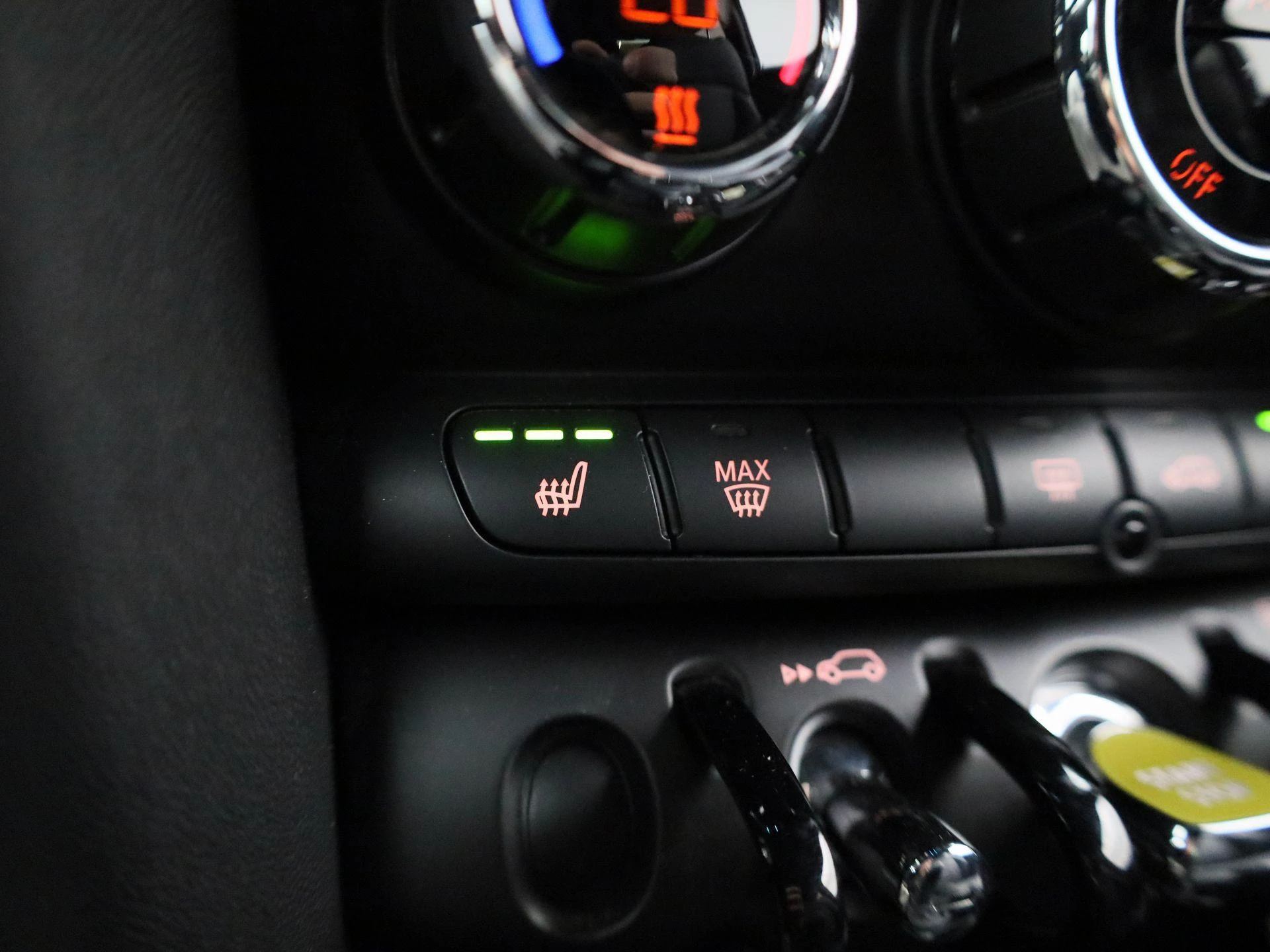 MINI-Cooper-image-26