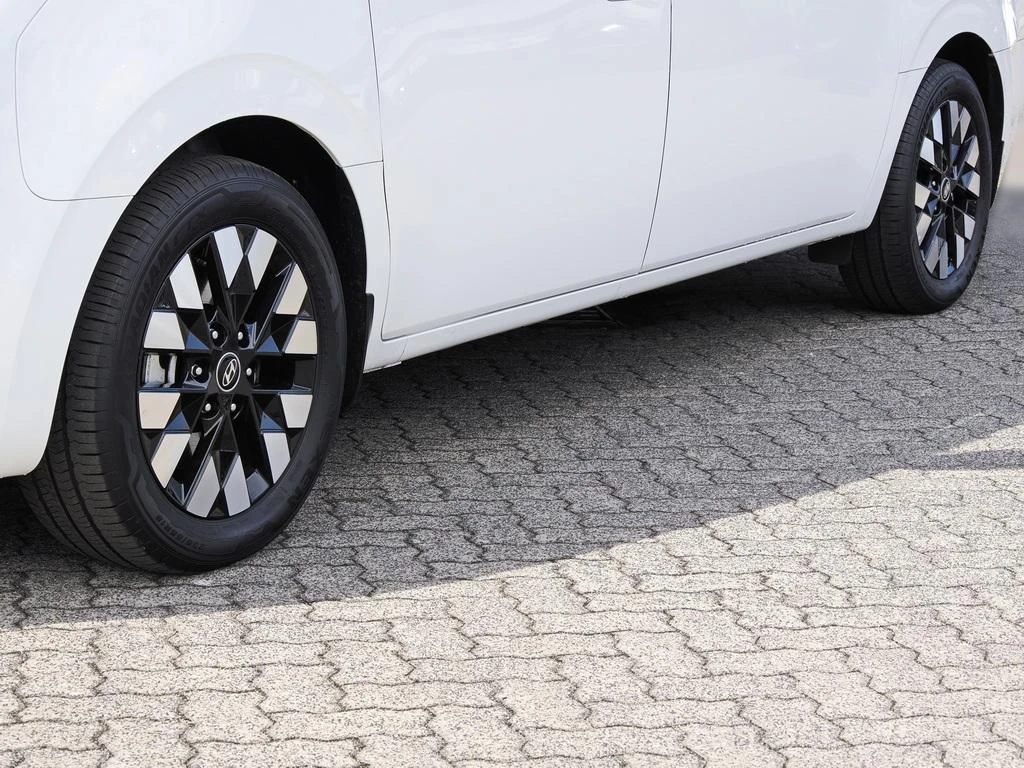 Hyundai-Staria-image-5
