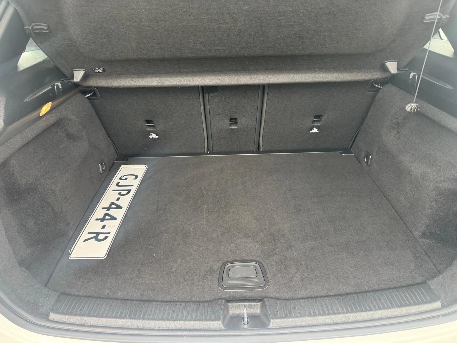 Mercedes-Benz-B-Klasse-image-29