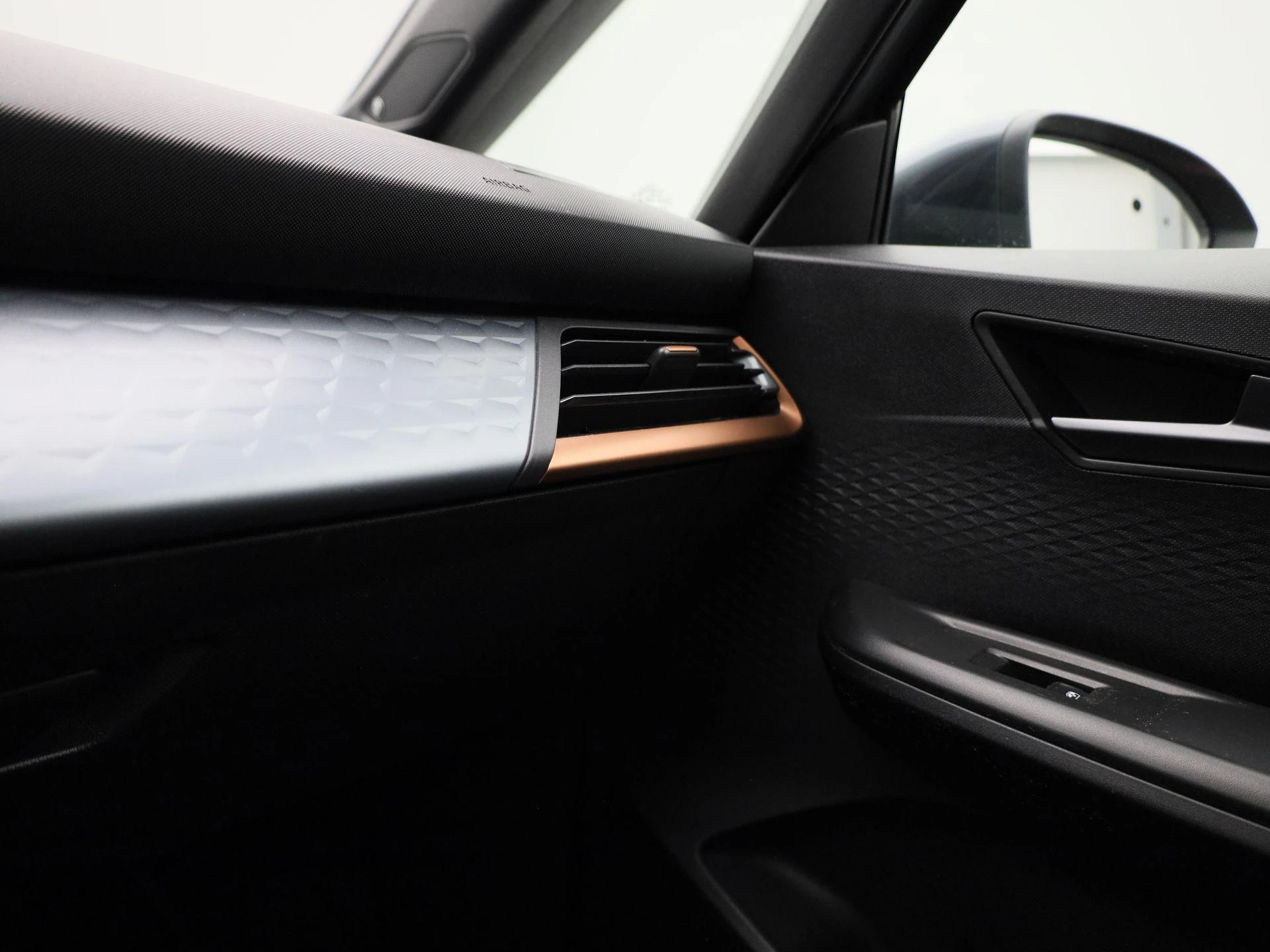 CUPRA-Born-image-27