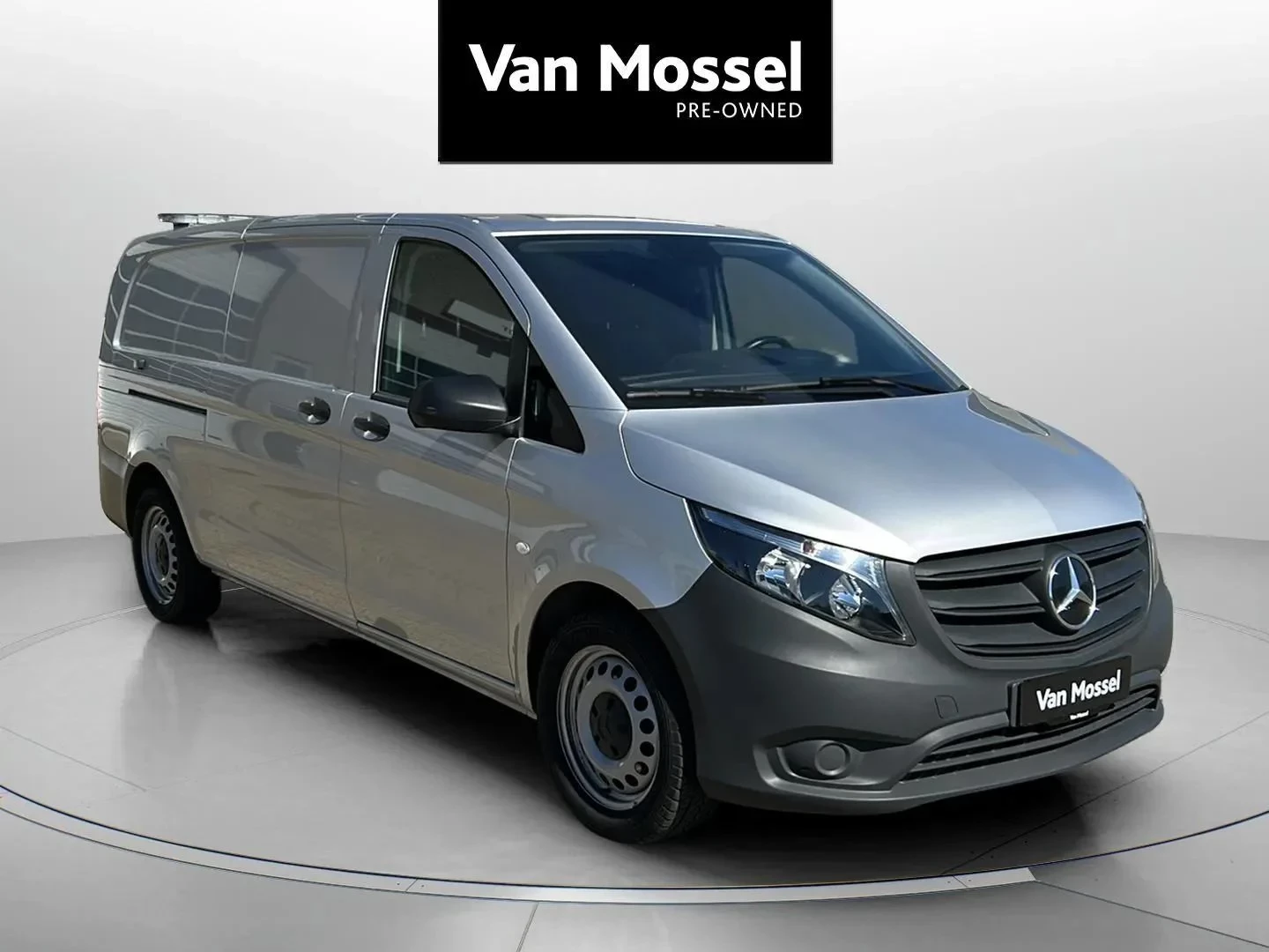 Mercedes-Benz-Vito-image-7