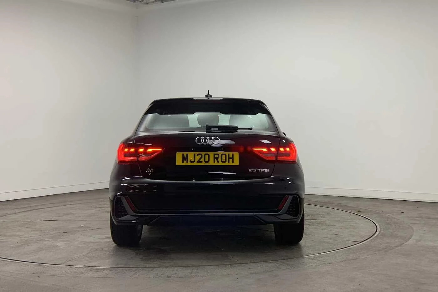 Audi-A1 Sportback-image-10