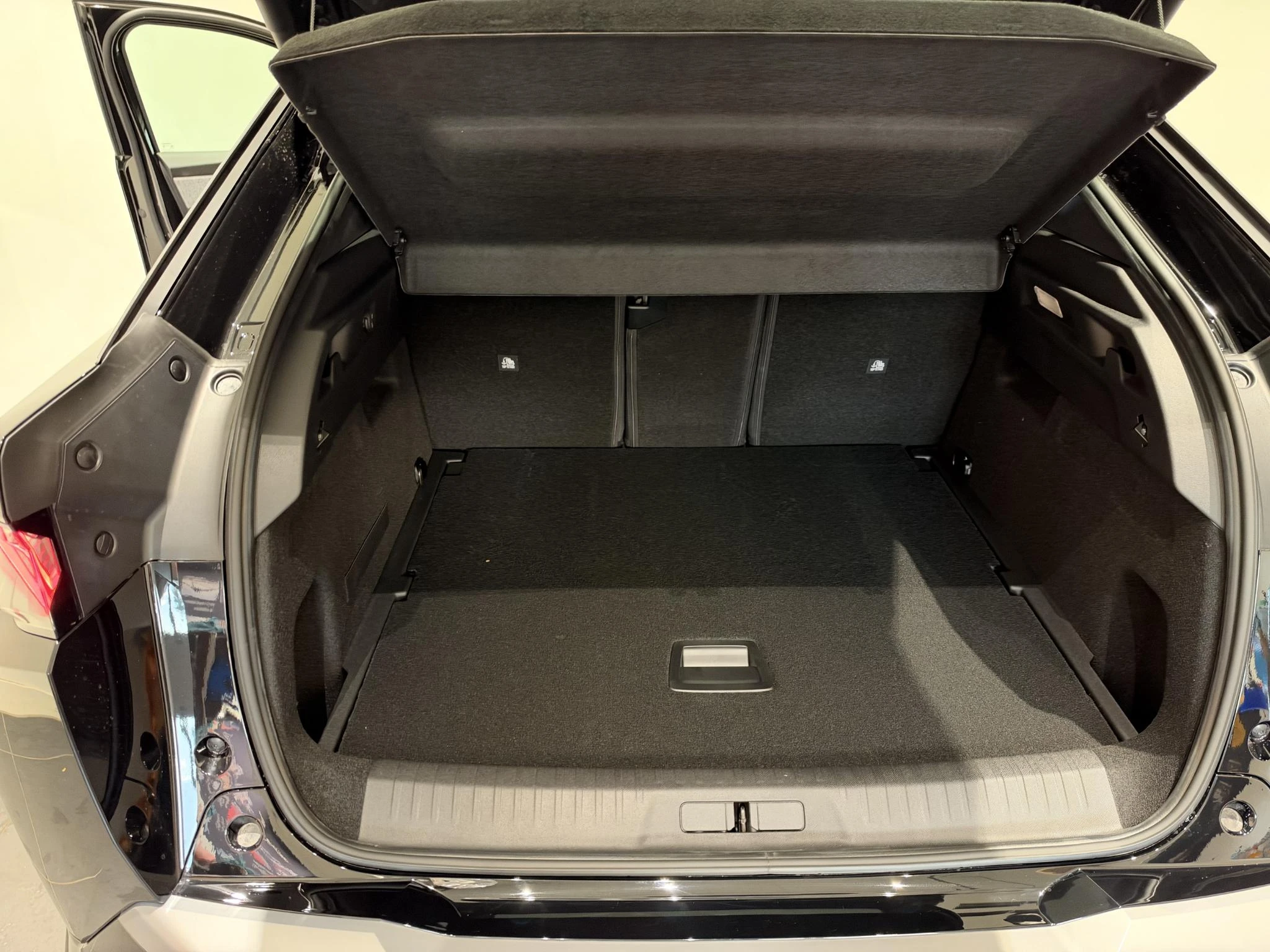 Peugeot-e-3008-image-16