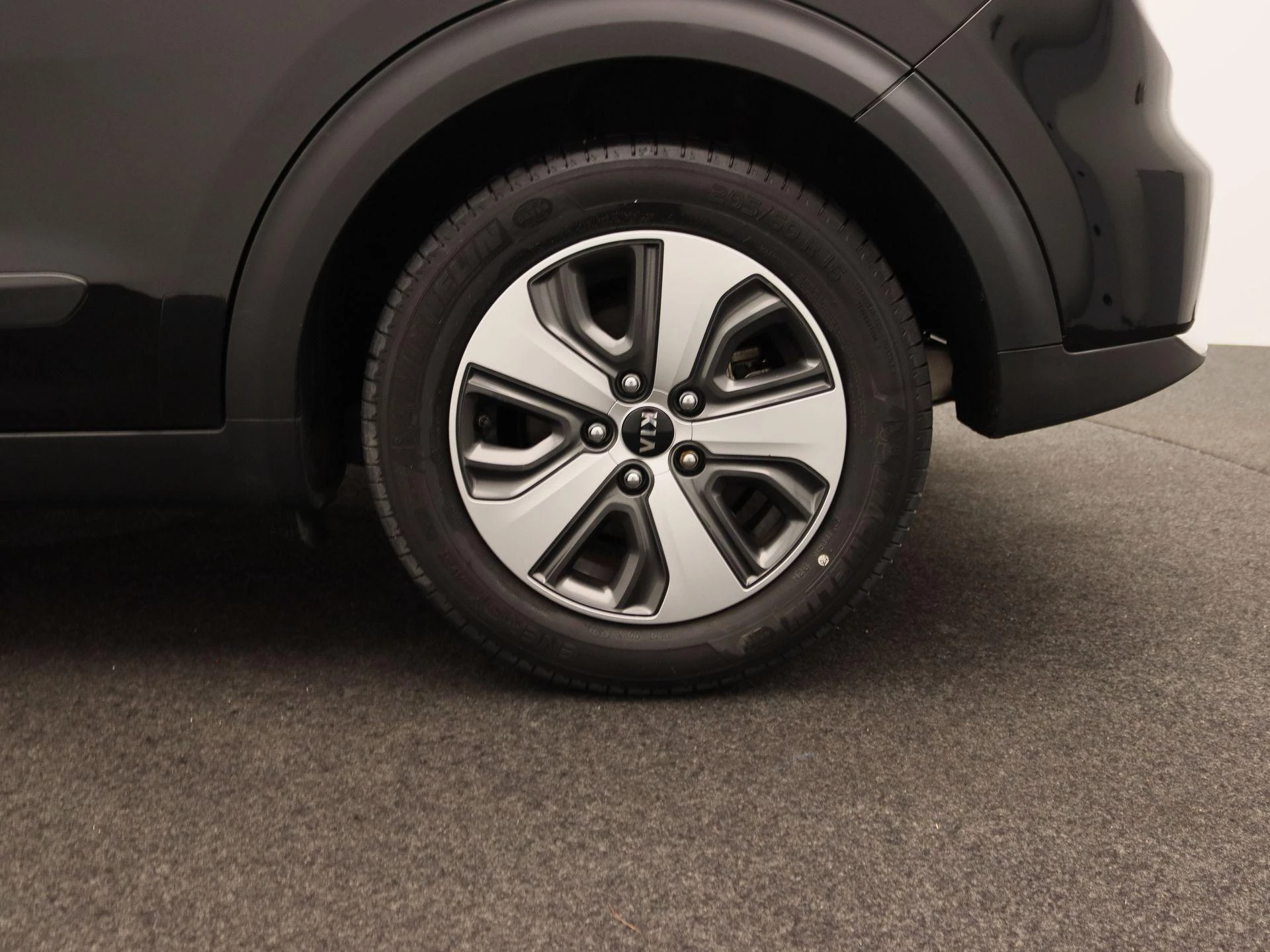 Kia-Niro-image-14