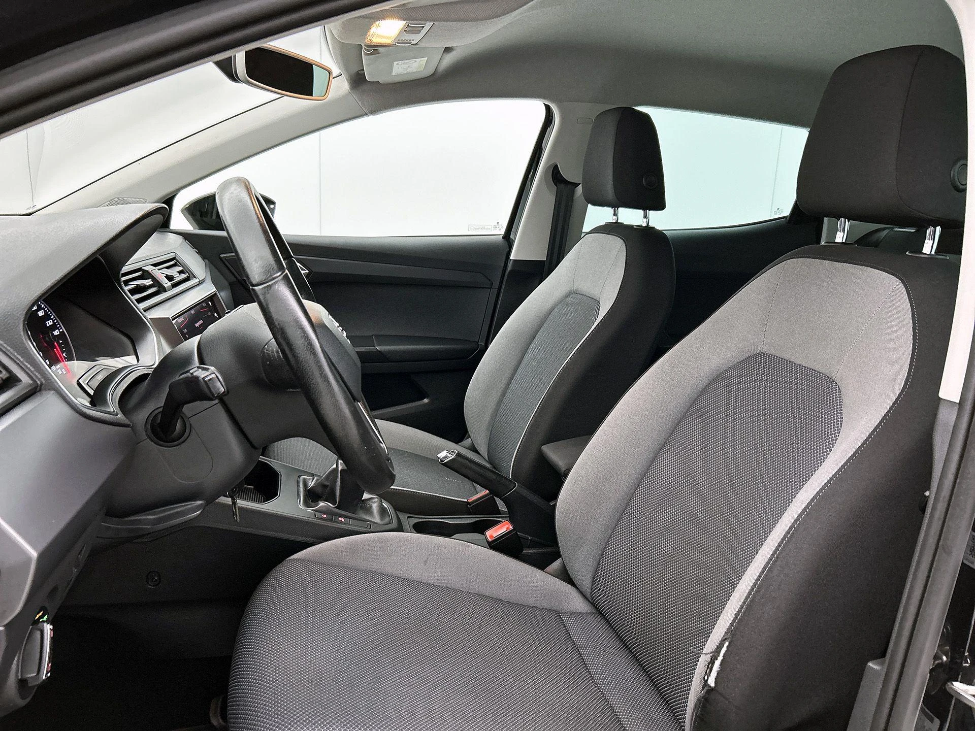 SEAT Ibiza 1.0 TSI Style Business Intense 95 PK