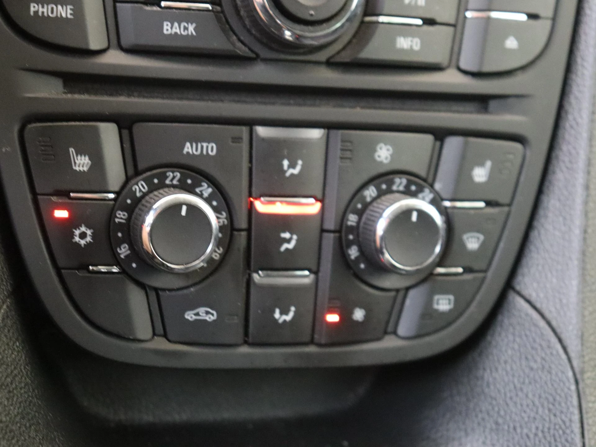 Opel-Meriva-image-18