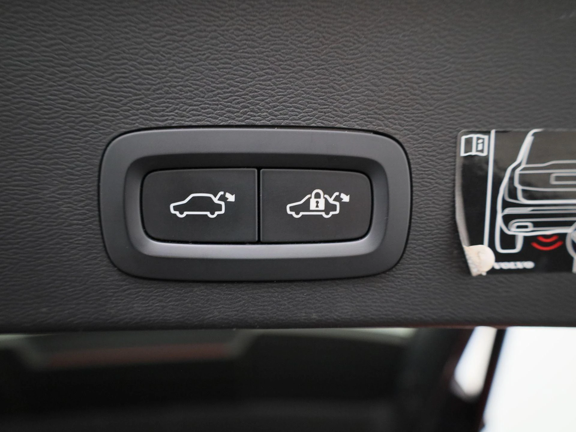 Volvo-XC40-image-12