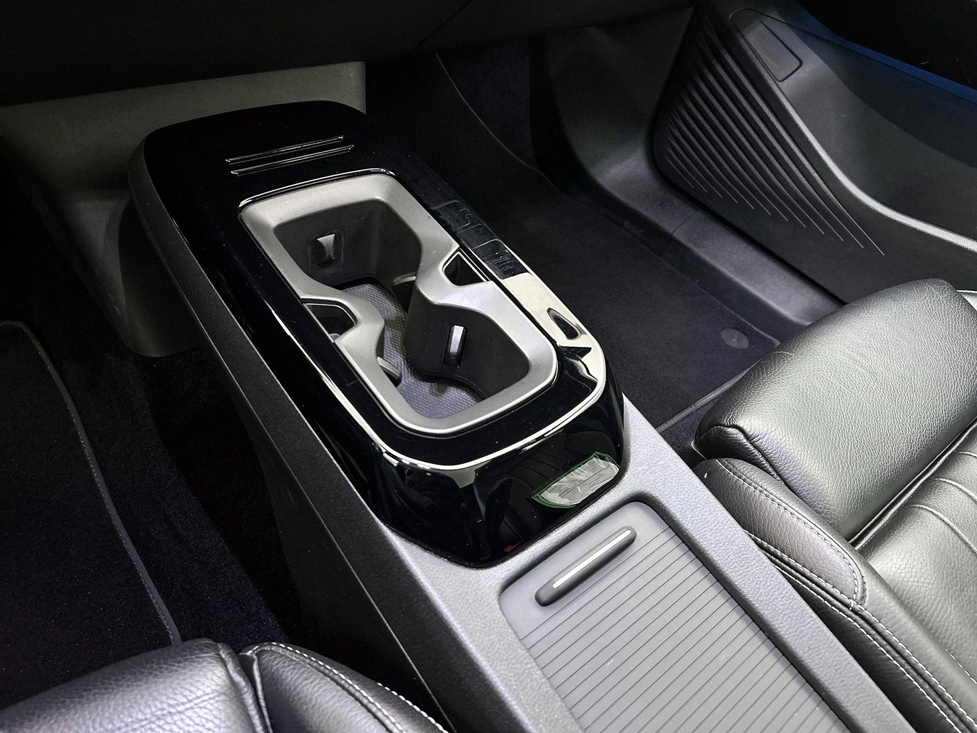 Volkswagen-ID.4-image-27