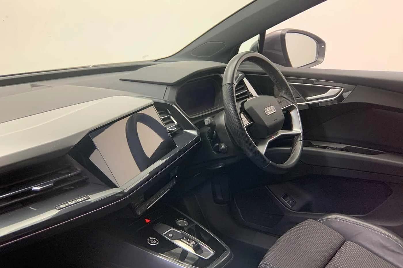 Audi-Q4 Sportback e-tron-image-11