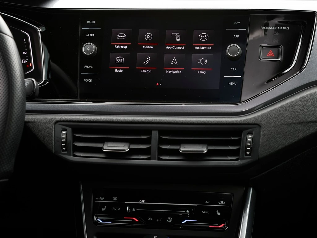 Volkswagen-Polo-image-12