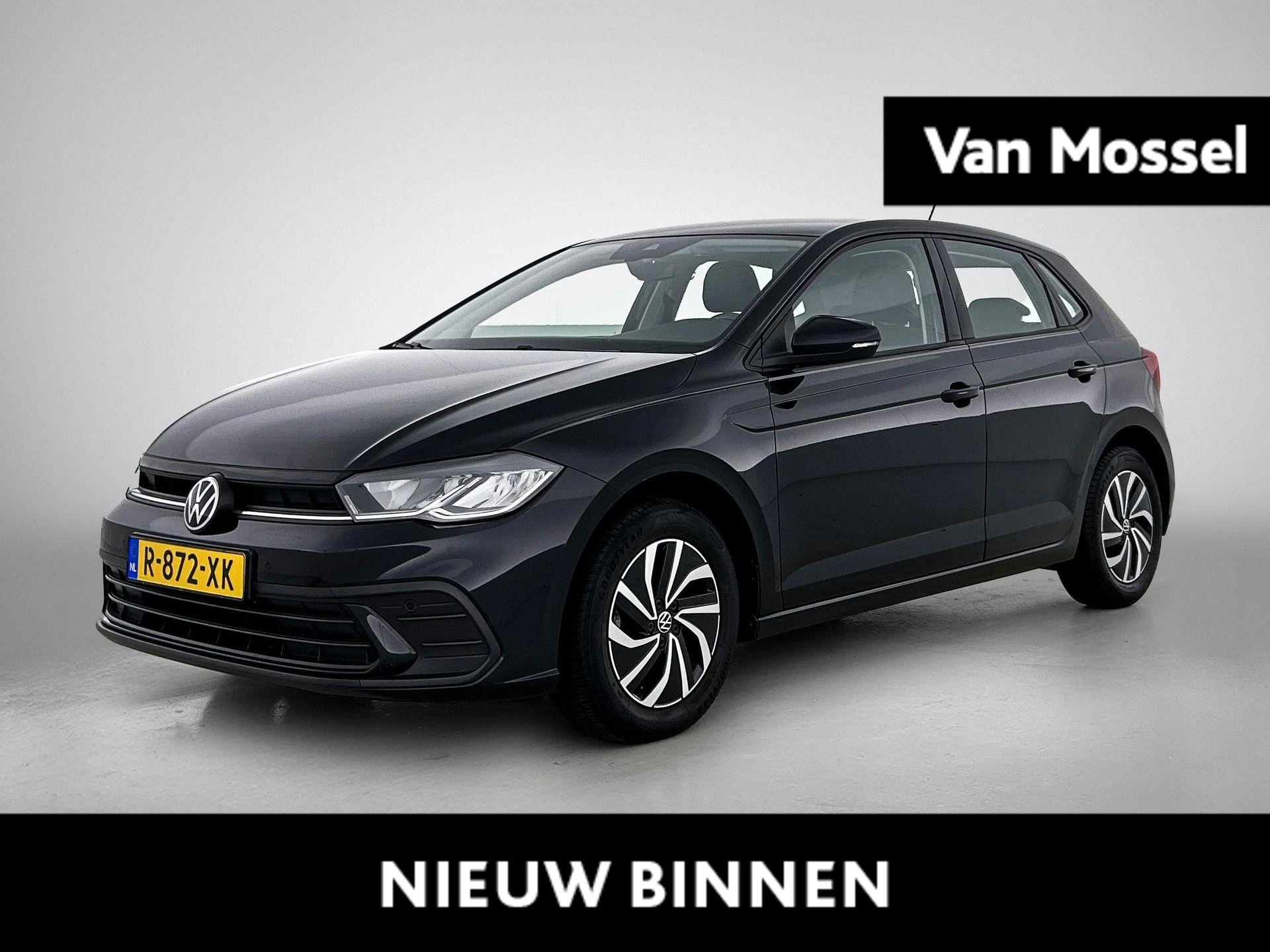Volkswagen-Polo-image-0