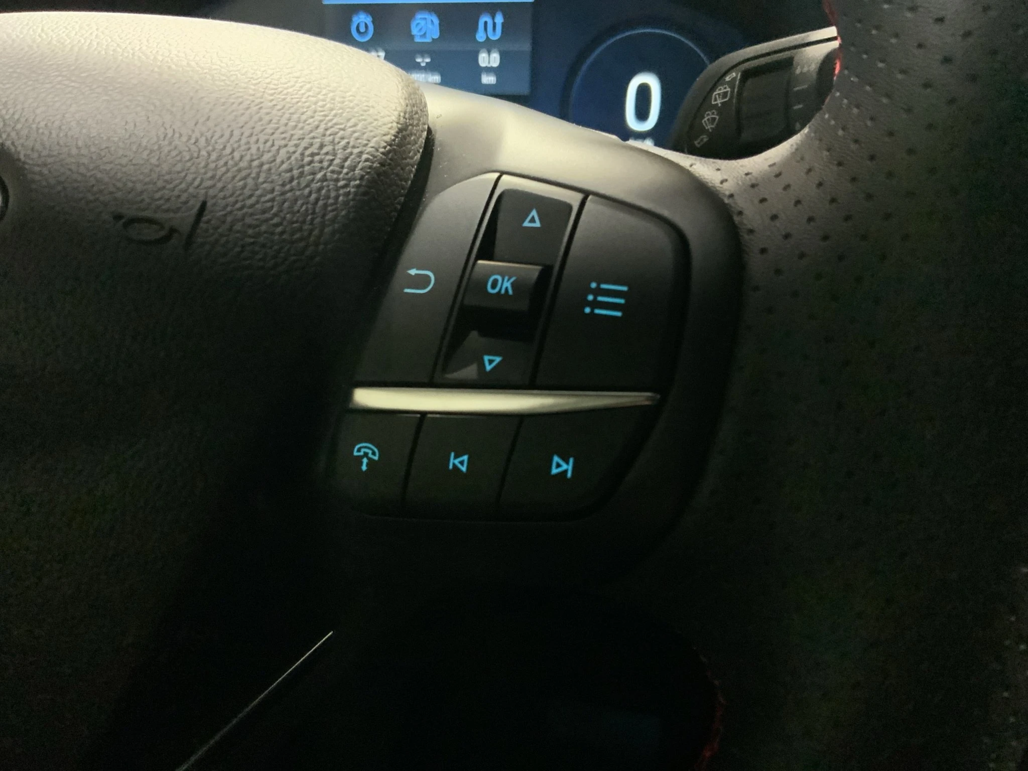 Ford-Kuga-image-18