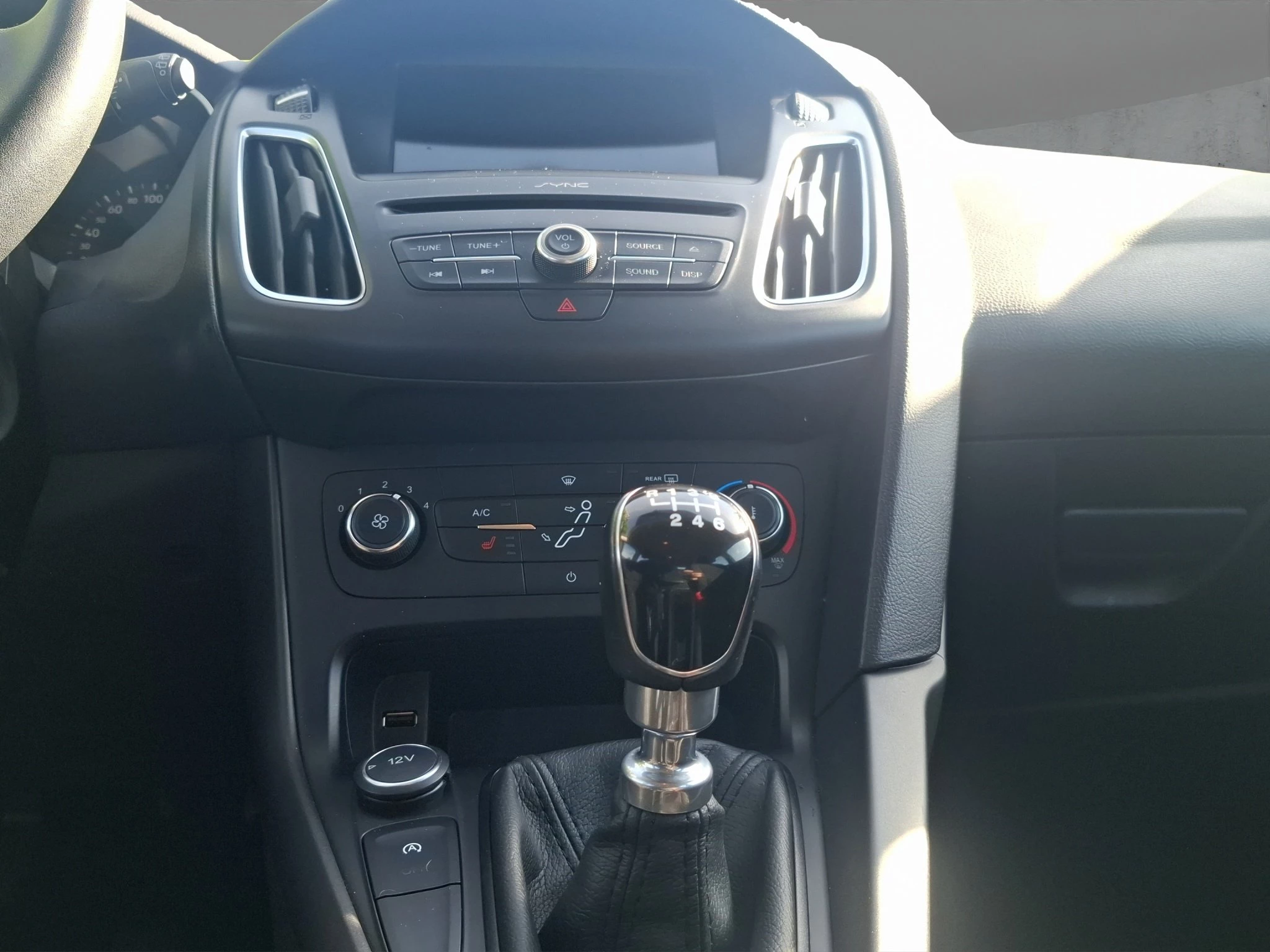 Ford Focus Turnier | NAVI | PDC | TEMPOMAT | SHZ | LRHZ | BLT