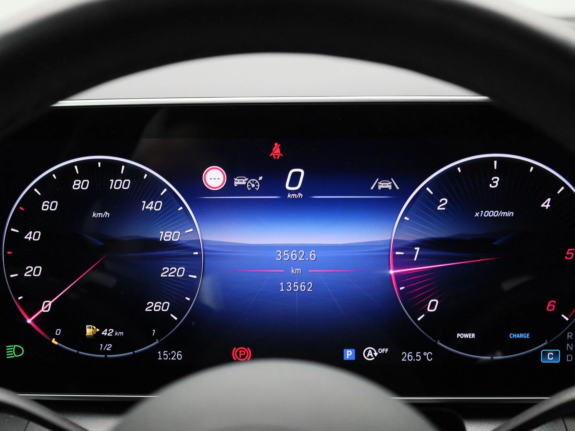 Mercedes-Benz-GLC-image-7