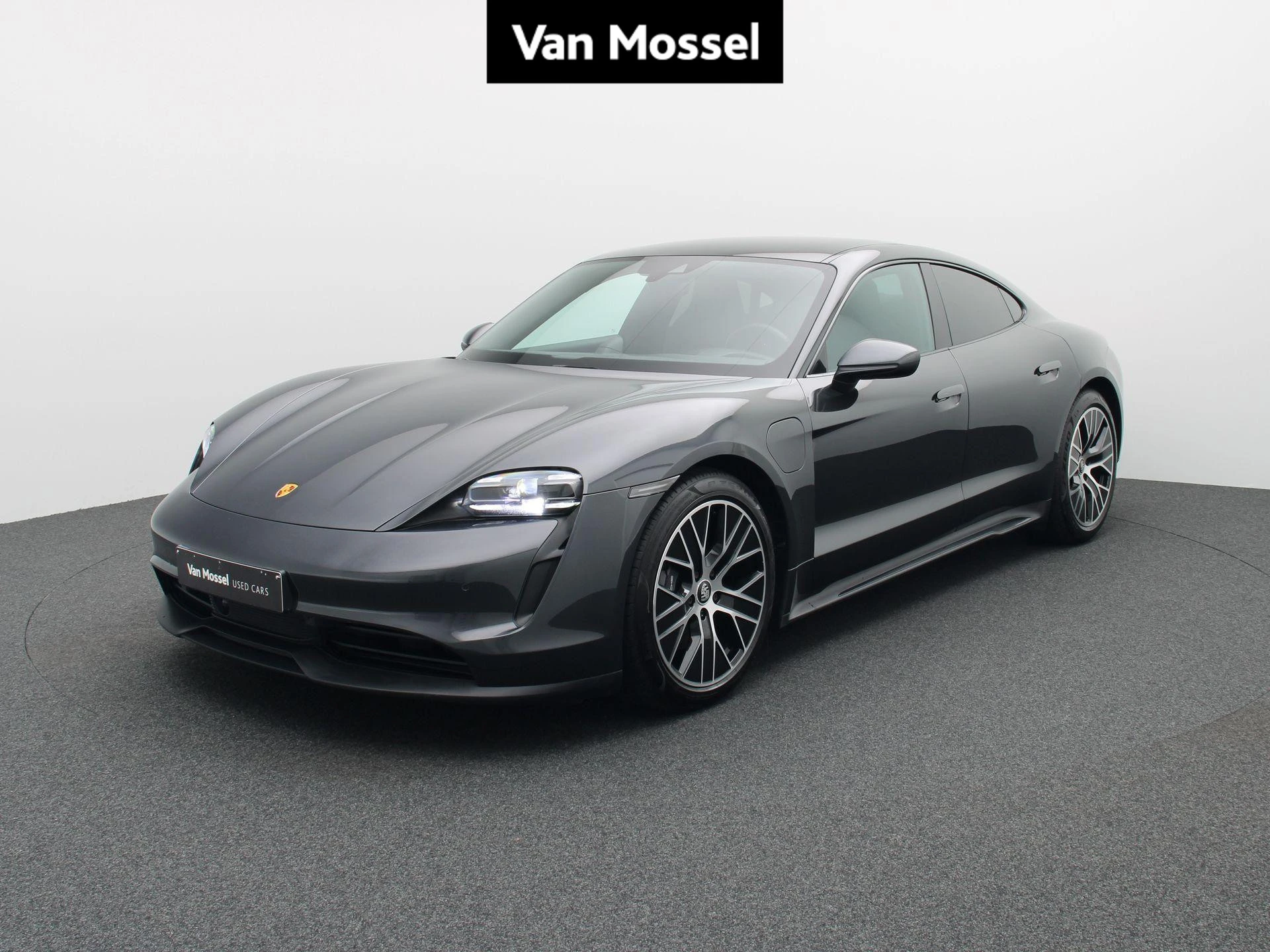 Porsche-Taycan-image-0