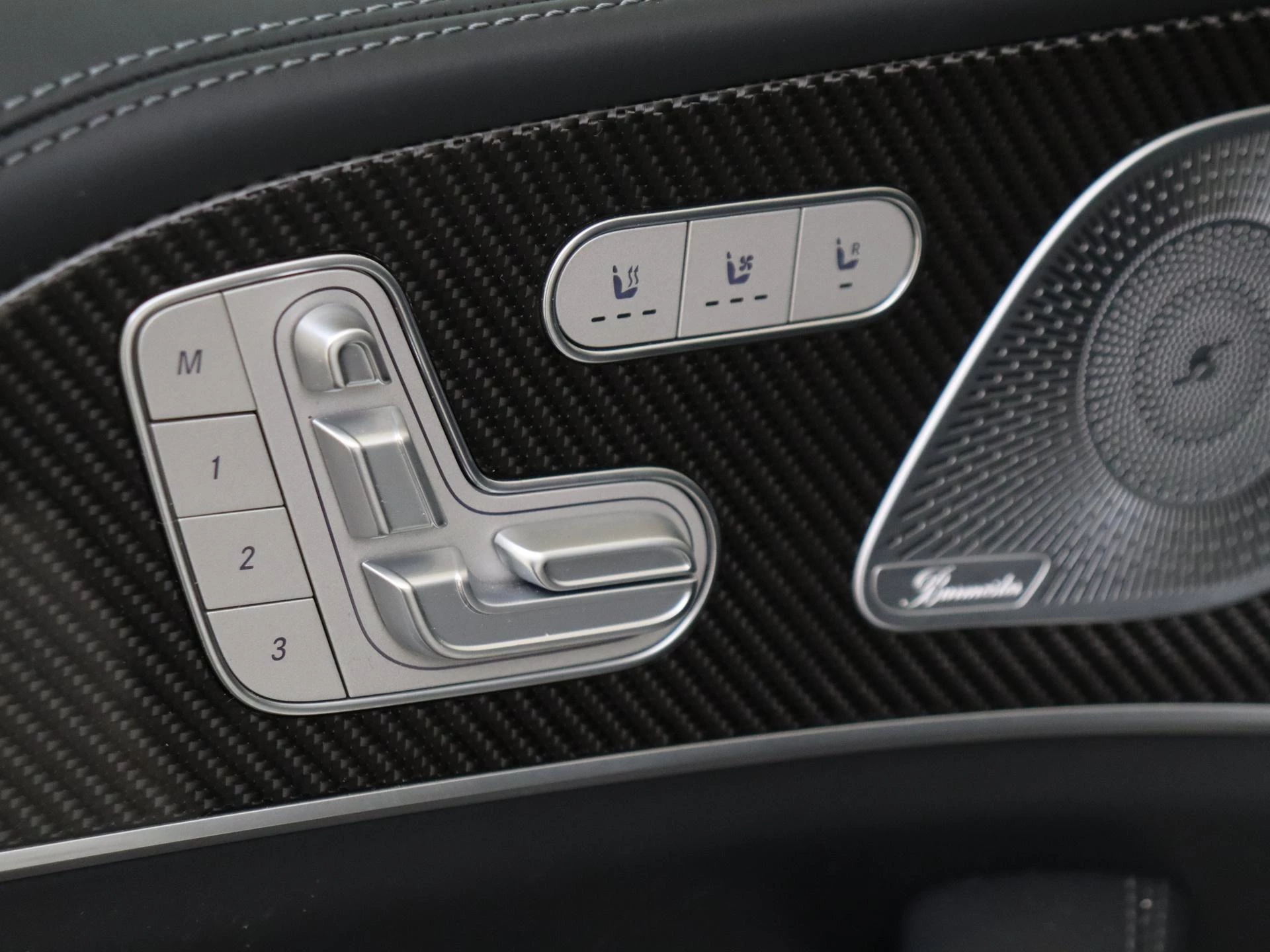 Mercedes-Benz-GLE-image-34