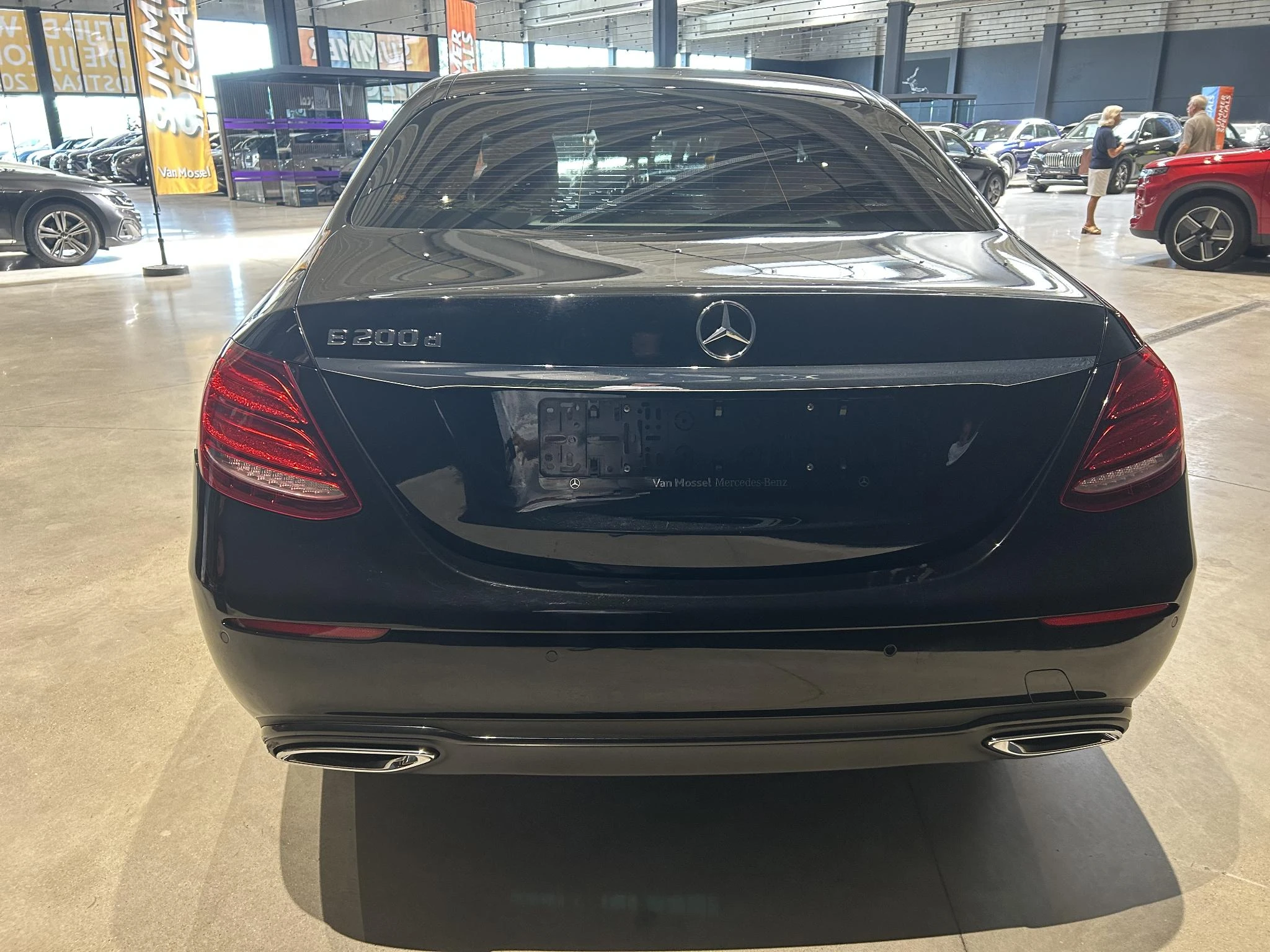 Mercedes-Benz-Classe E-image-3