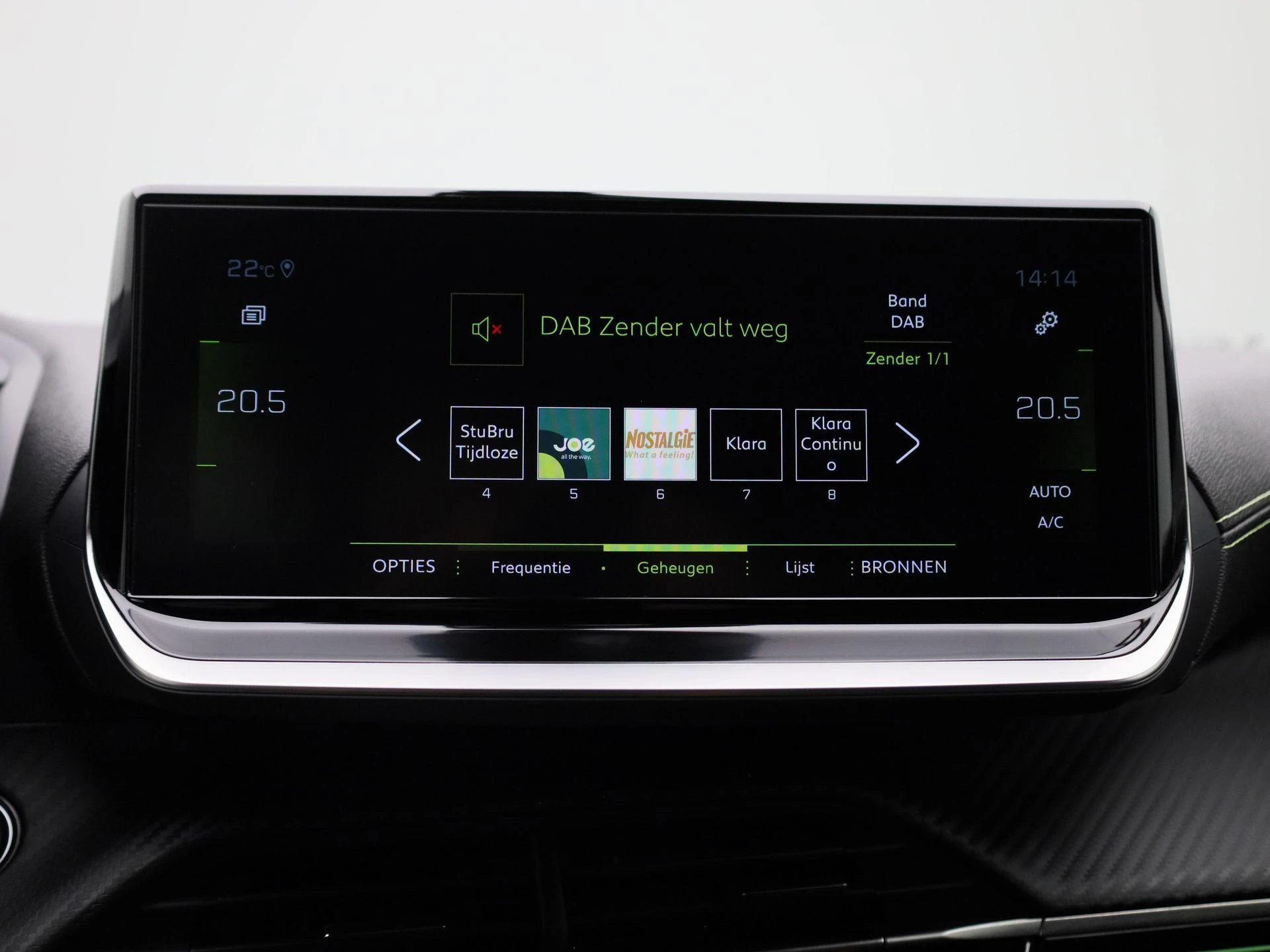 Peugeot-2008-image-20