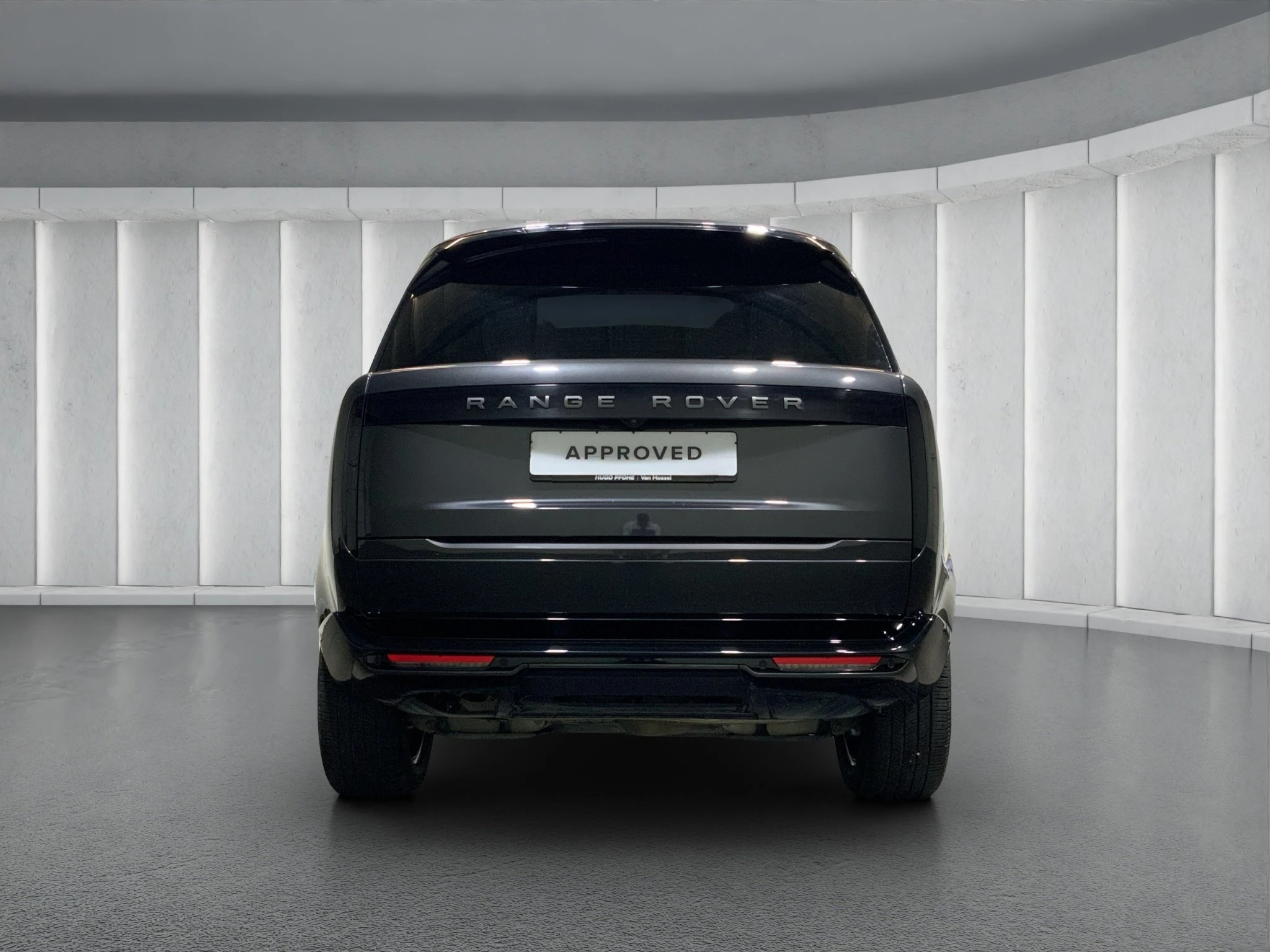 Land Rover-Range Rover-image-2