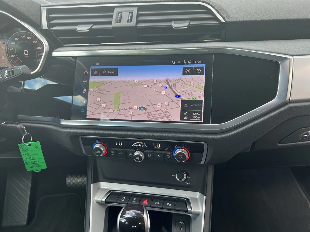 Audi Q3 35 TDI S tronic *Standhzg*LED*AHK*