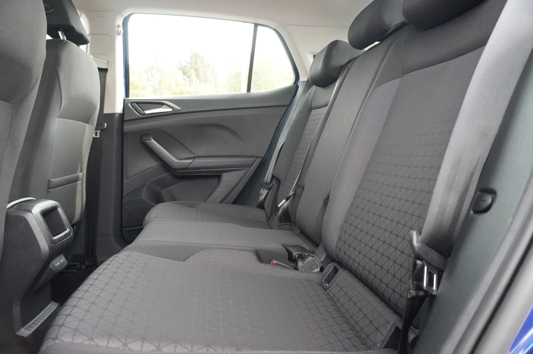 Volkswagen-T-Cross-image-10