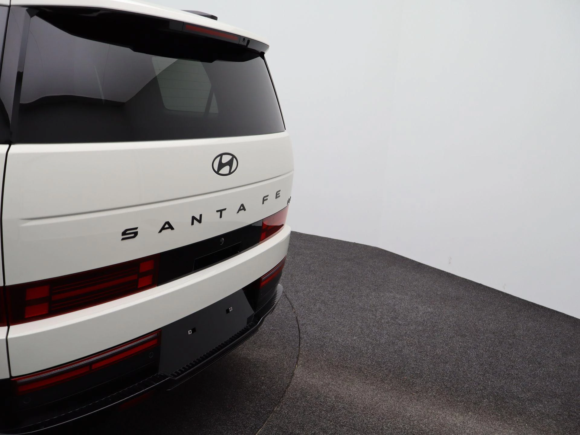 Hyundai-Santa Fe-image-42