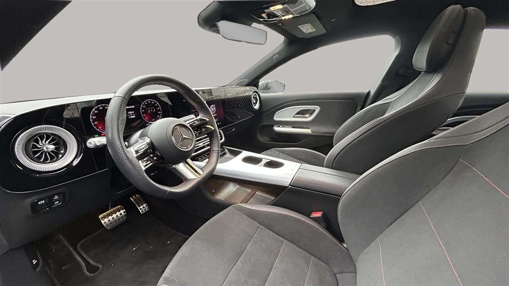 Mercedes-Benz-CLA-image-9