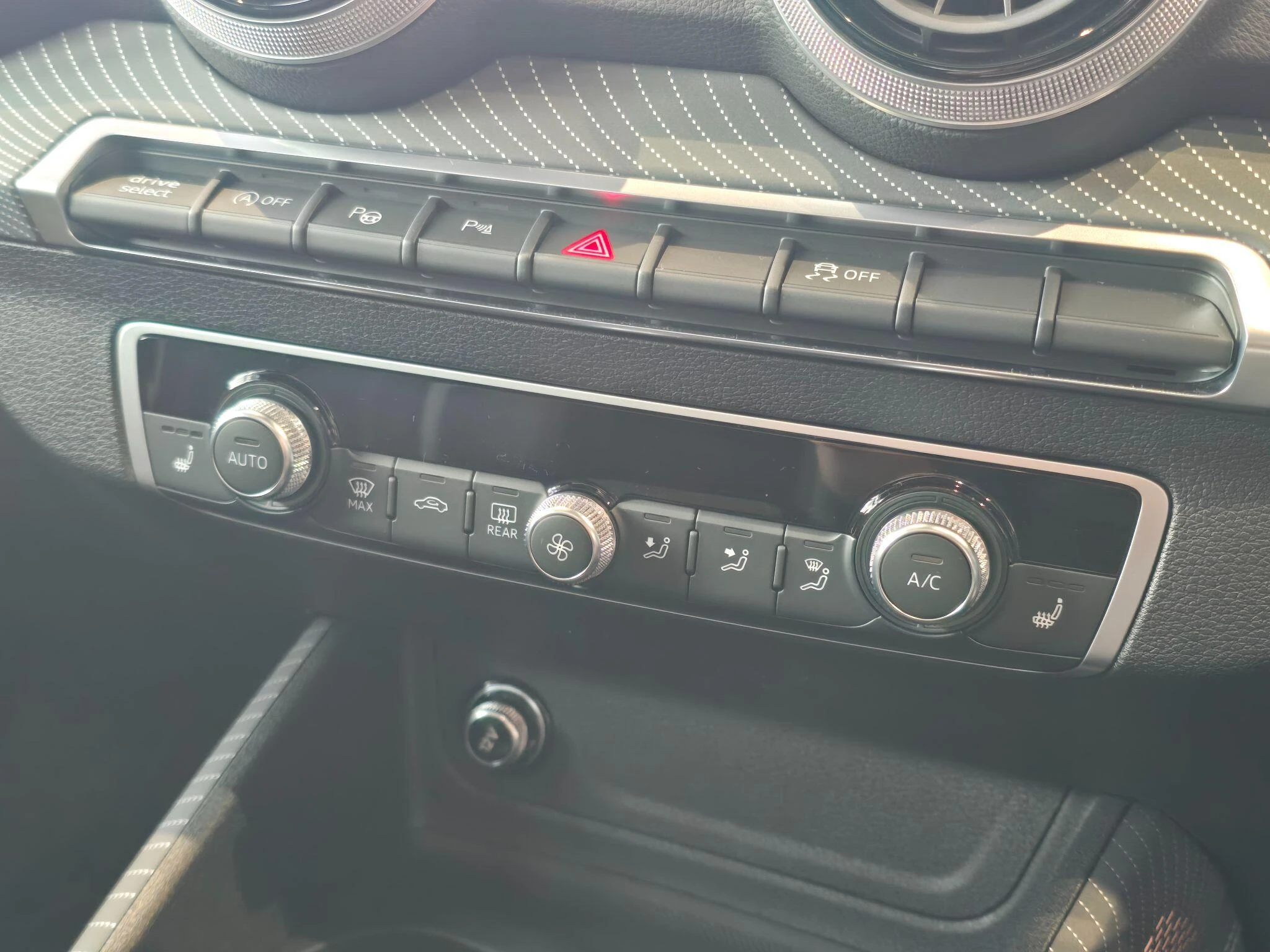 Audi-SQ2-image-10