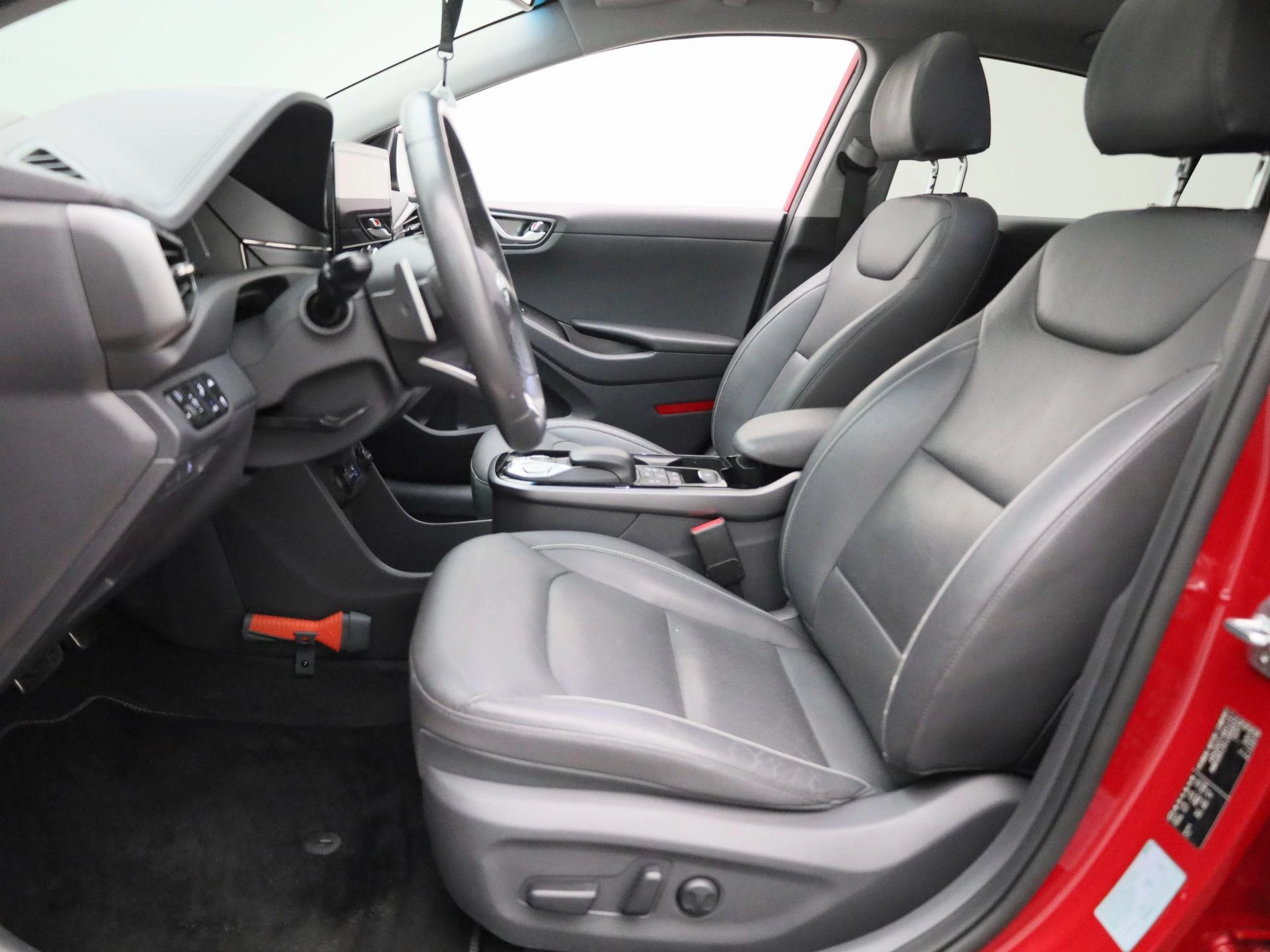 Hyundai-IONIQ-image-10