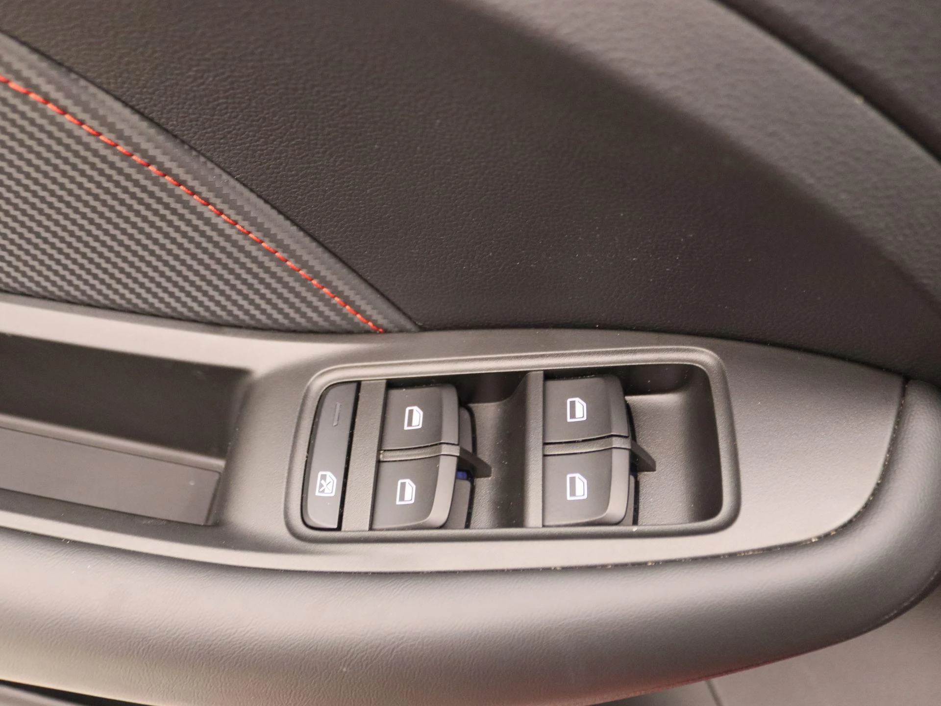 MG-ZS EV-image-18