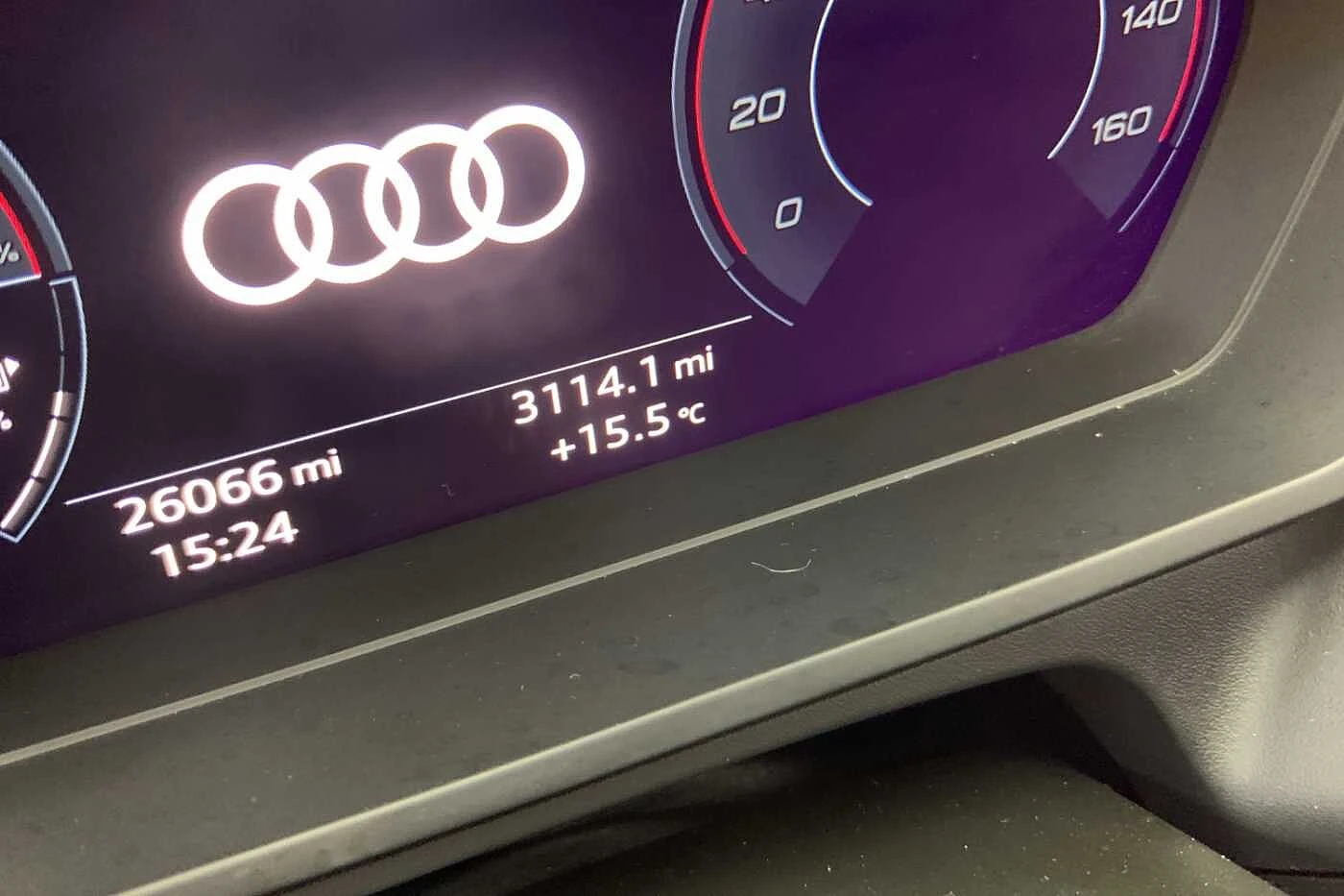 Audi-Q4 e-tron-image-12
